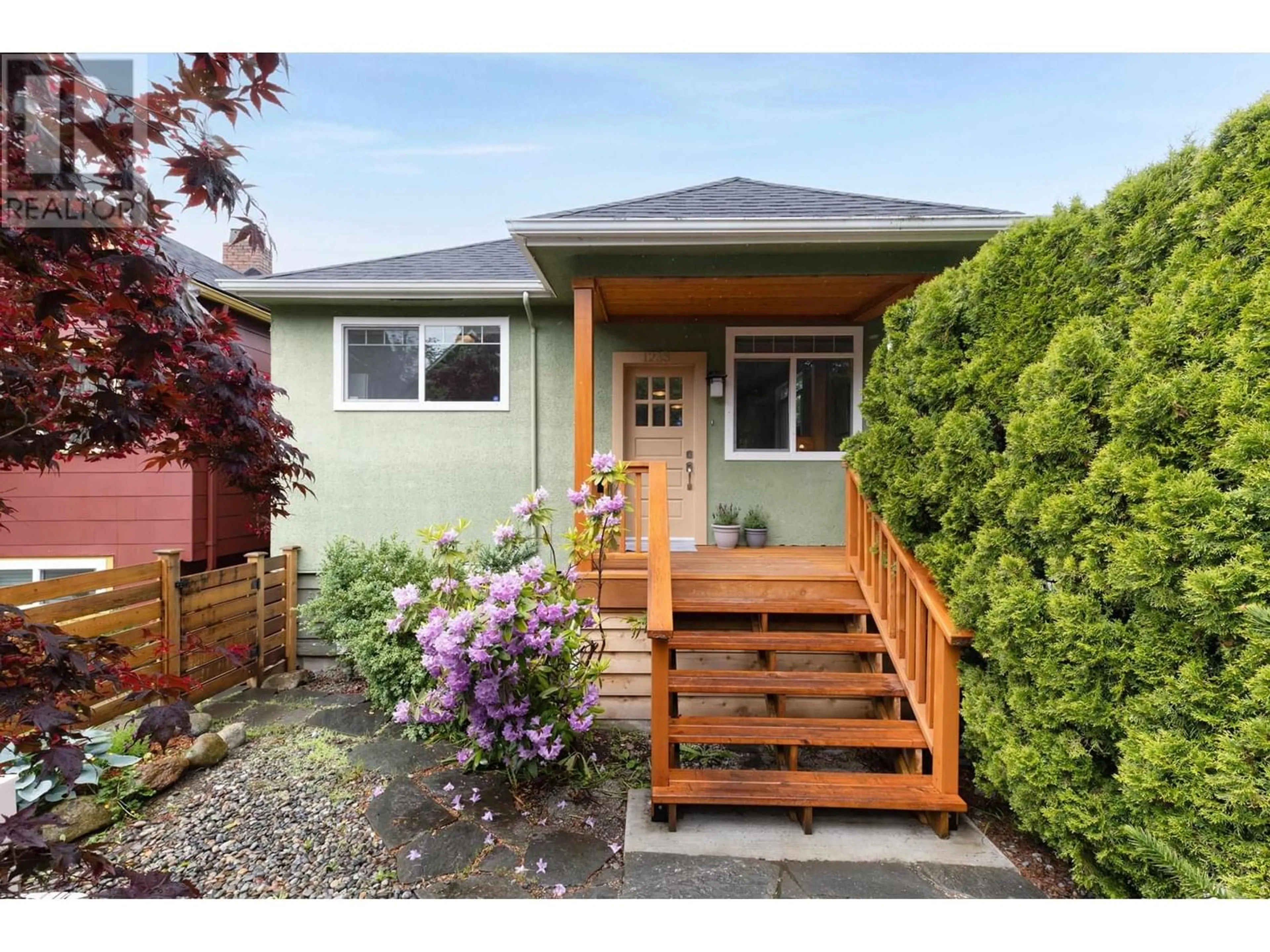 Frontside or backside of a home for 1233 E 18TH AVENUE, Vancouver British Columbia V5V1H3
