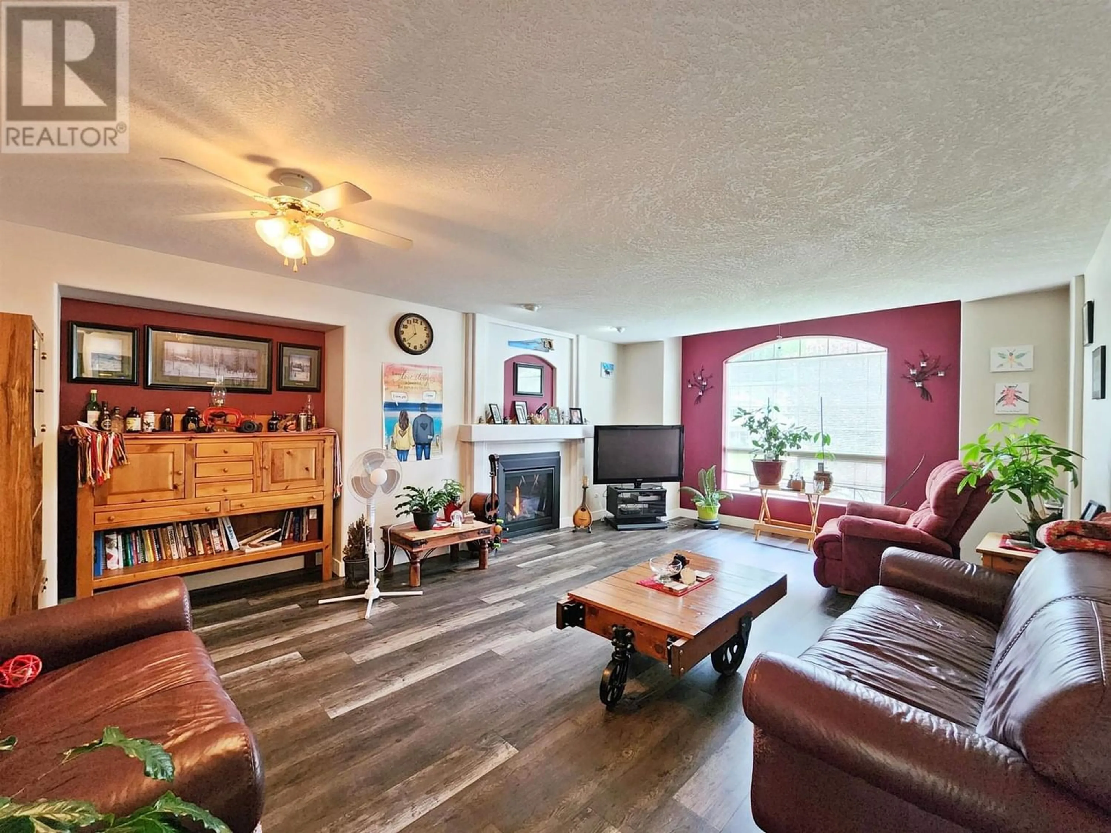 Living room for 190 REDDEN ROAD, Quesnel British Columbia V2J5G6