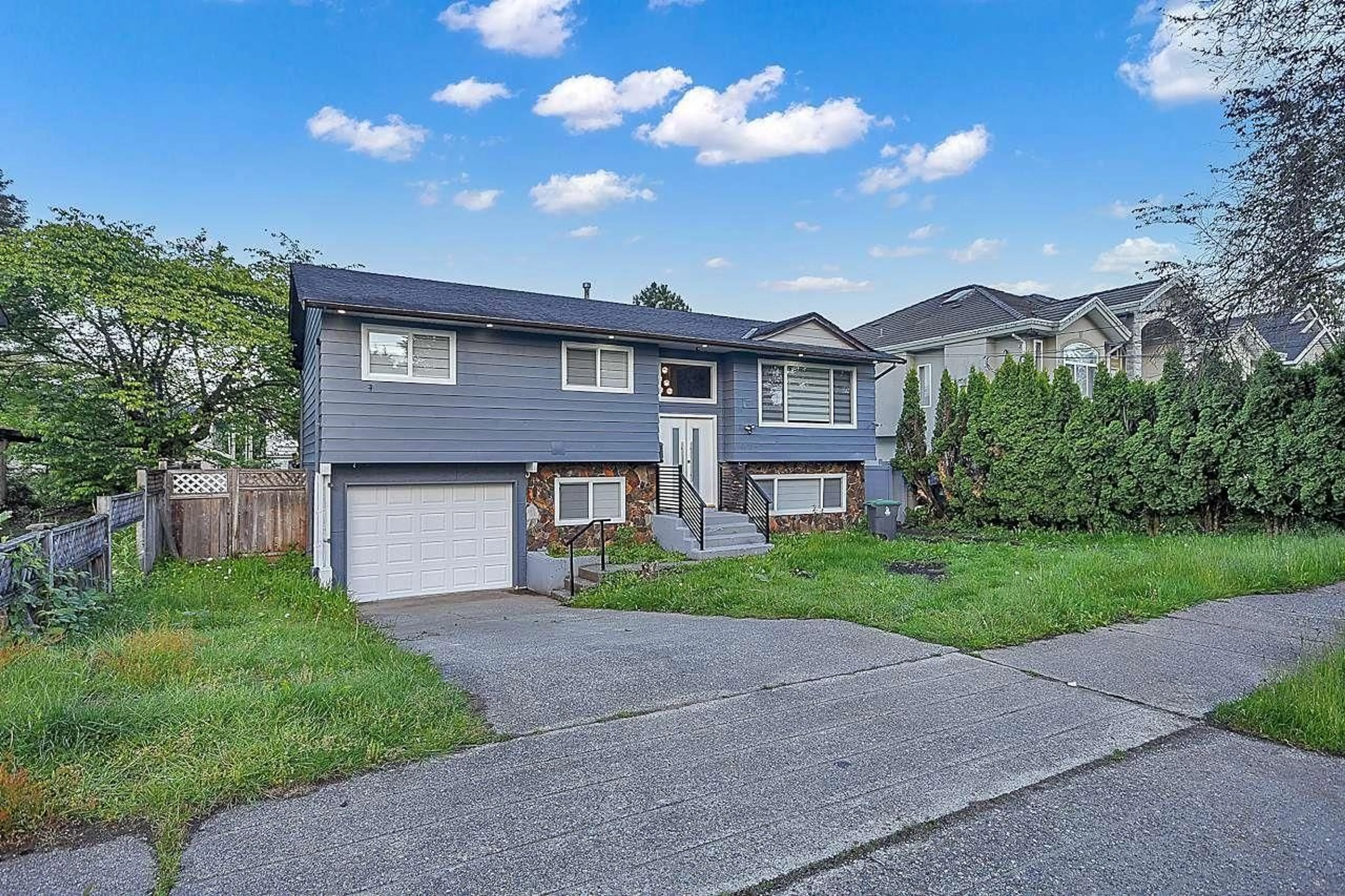 Frontside or backside of a home for 9024 123A STREET, Surrey British Columbia V3V6K3