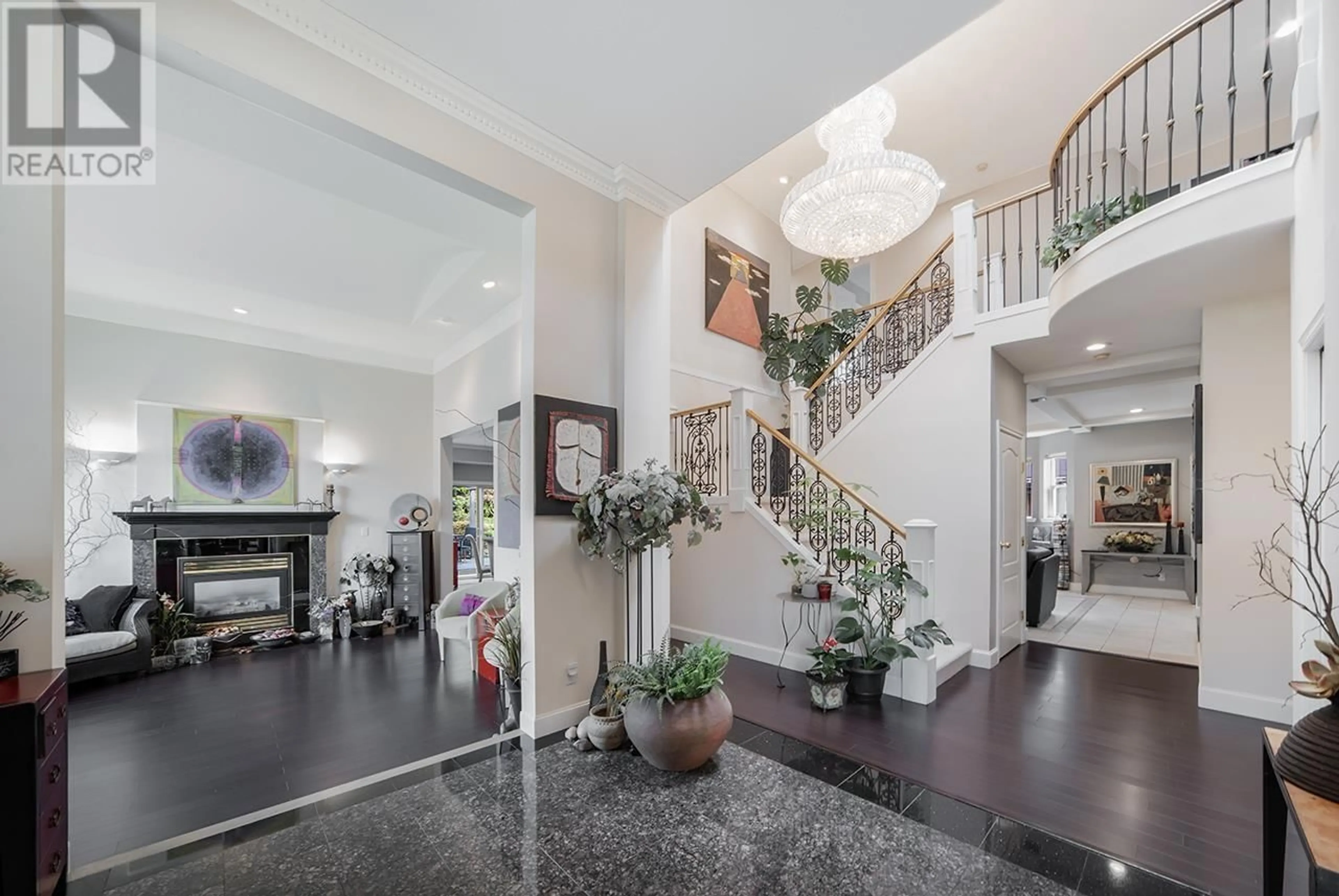 Indoor foyer for 1503 PURCELL DRIVE, Coquitlam British Columbia V3E3C2