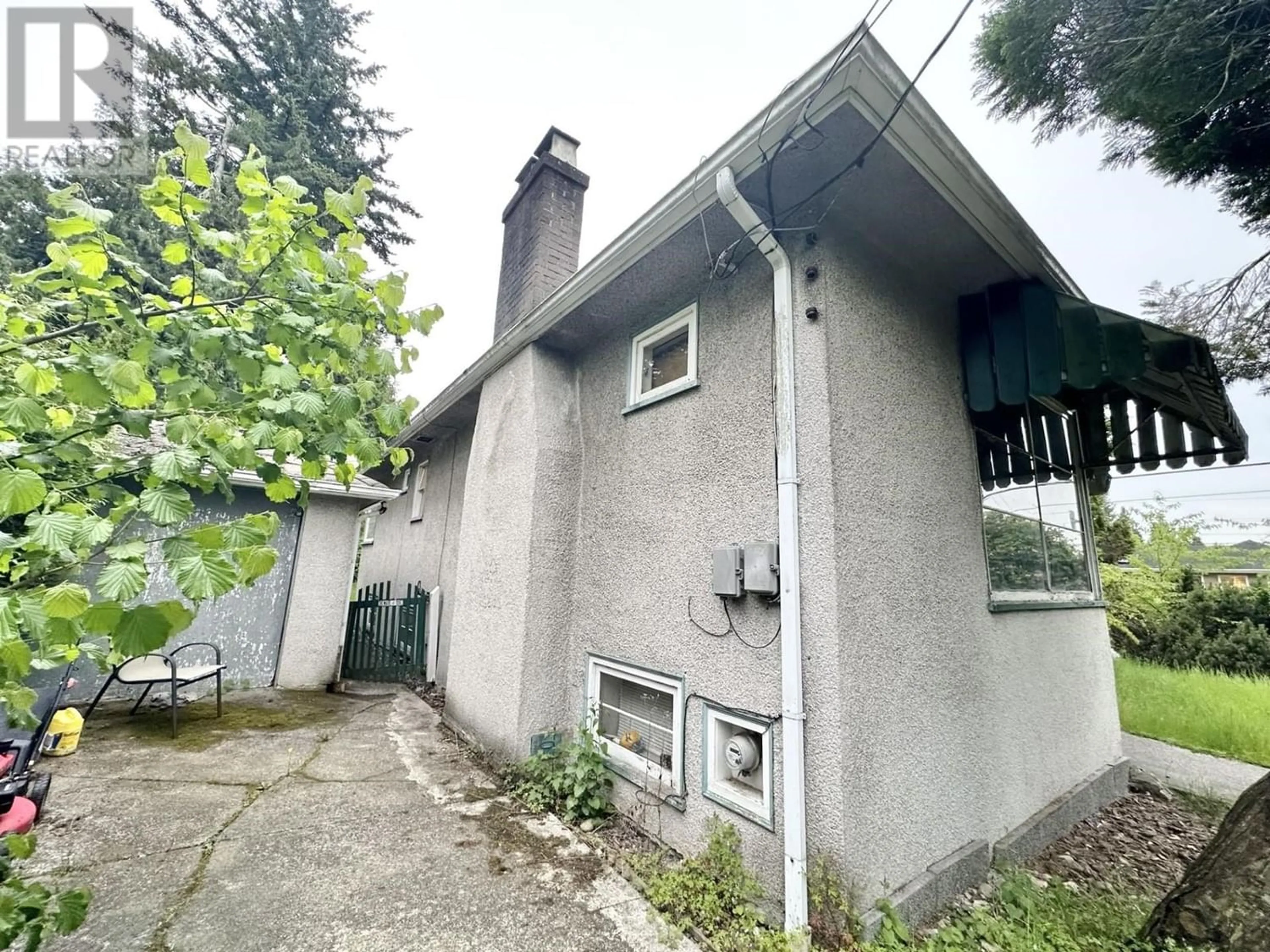 Outside view for 5688 WALLACE STREET, Vancouver British Columbia V6N2A2