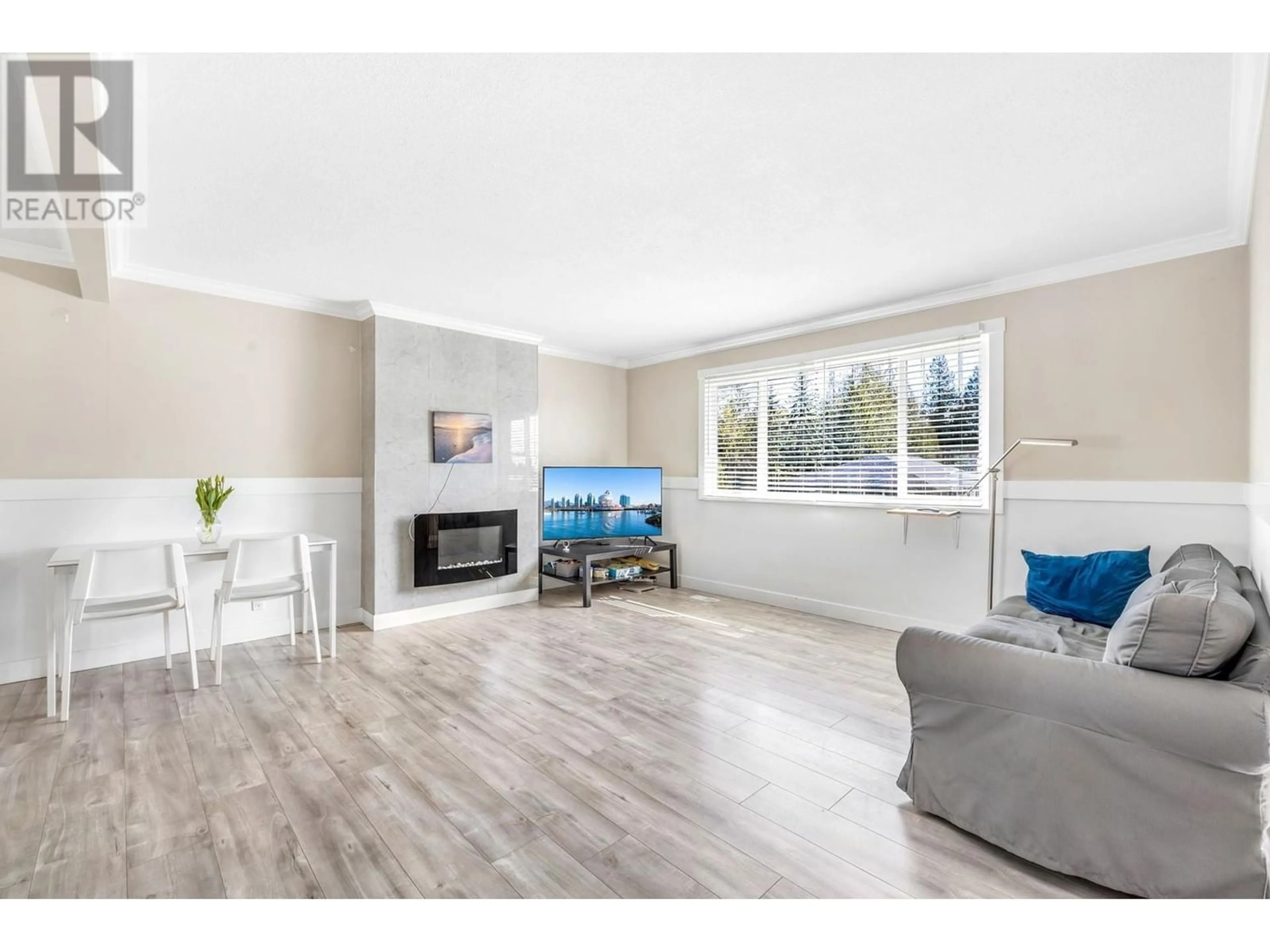 A pic of a room for 3819 WELLINGTON STREET, Port Coquitlam British Columbia V3B3Z3