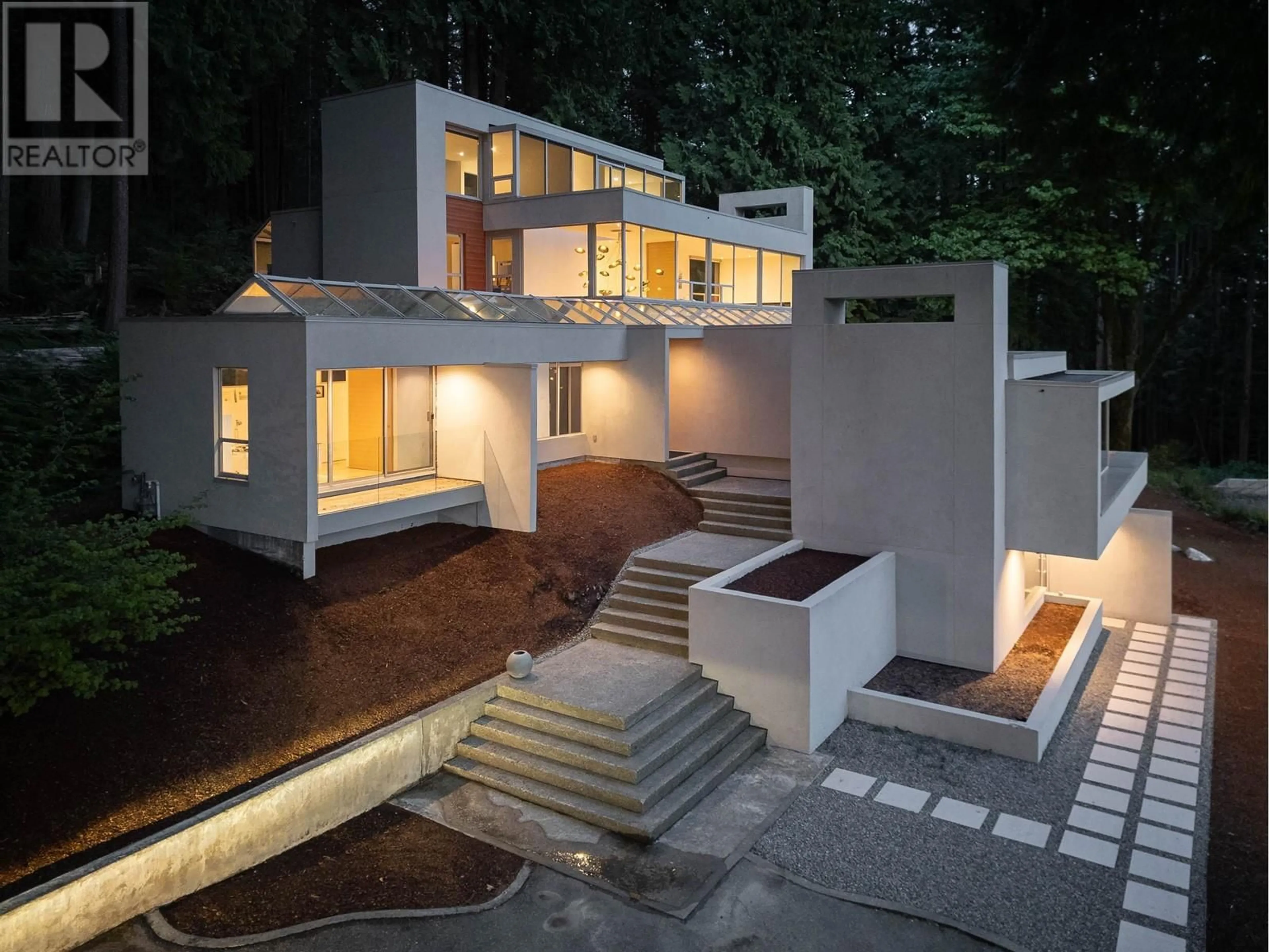 Unknown for 4350 ST. MARYS AVENUE, North Vancouver British Columbia V7N1Y7
