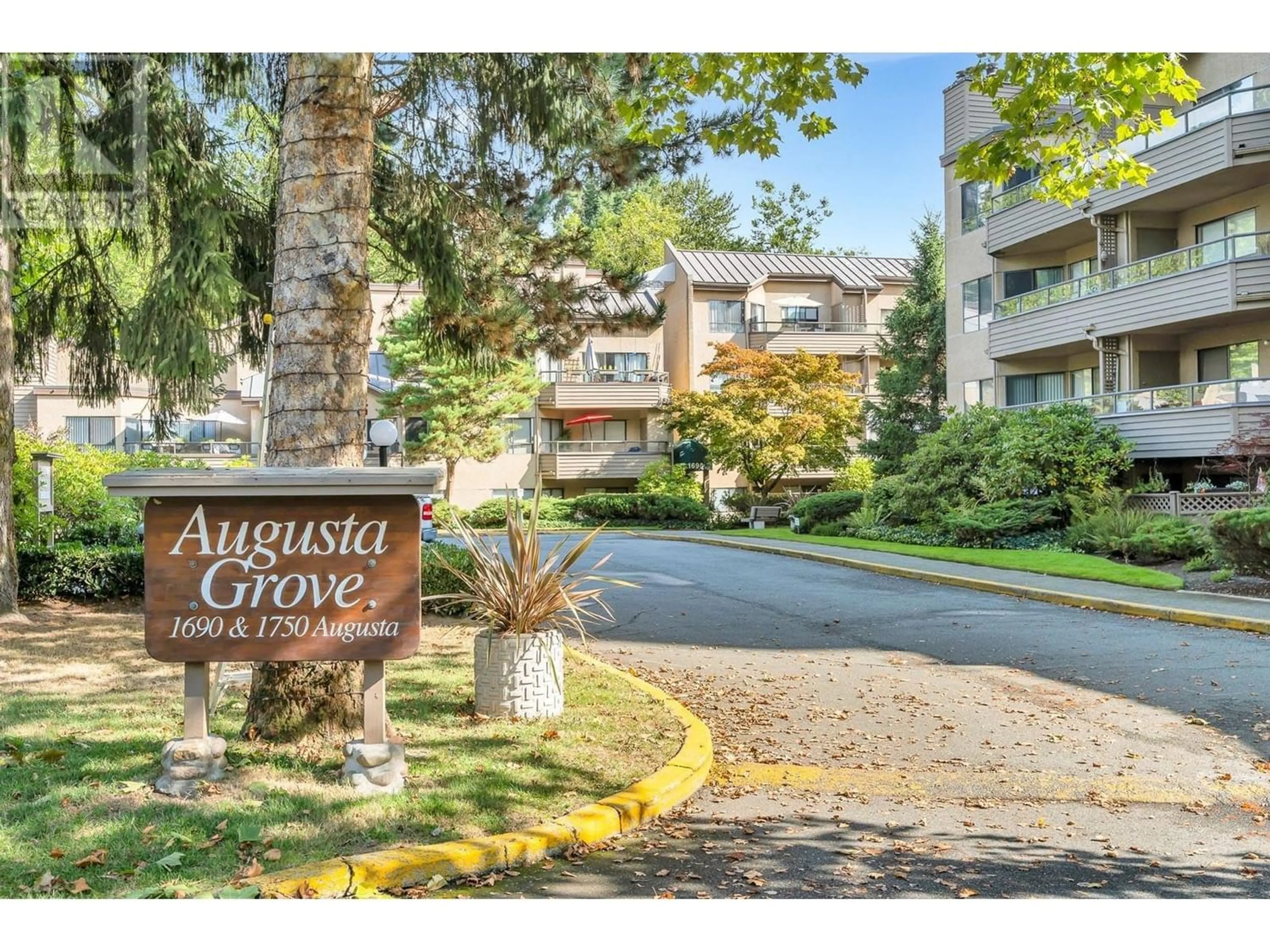 A pic from exterior of the house or condo for 205 1690 AUGUSTA AVENUE, Burnaby British Columbia V5A2V6