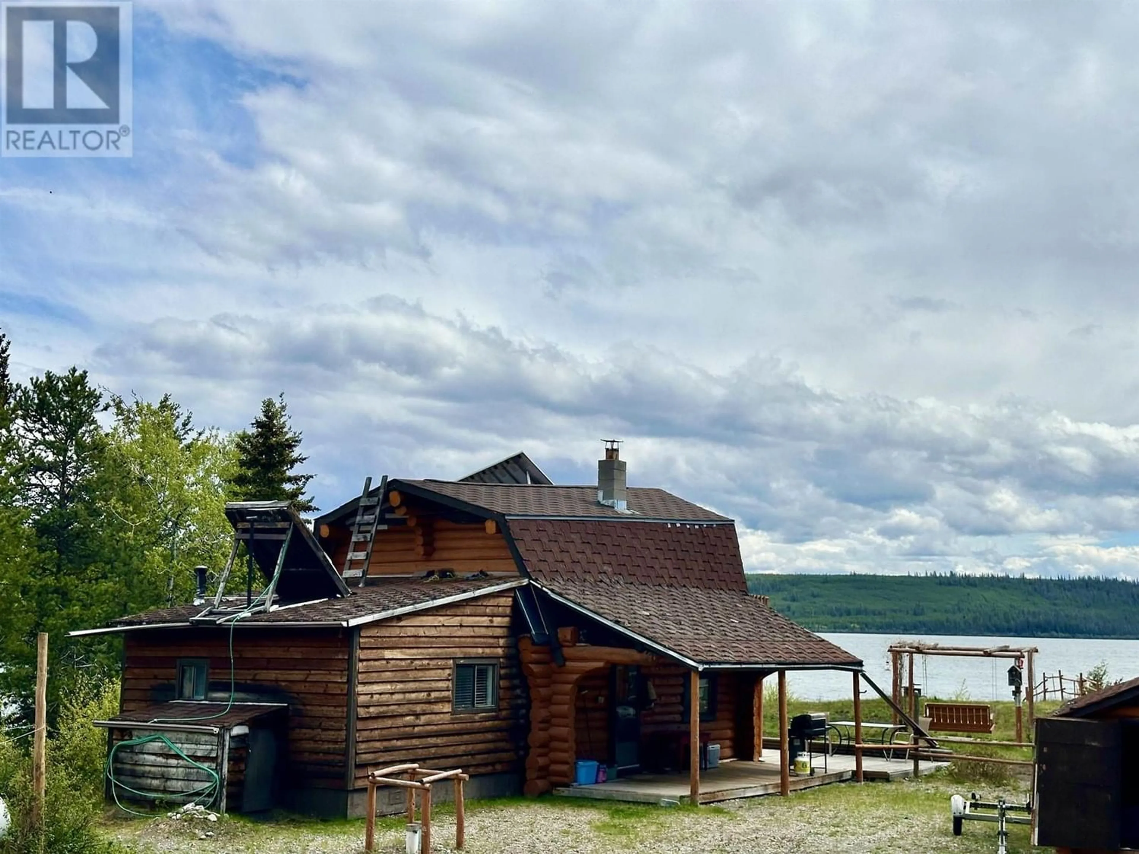 Cottage for 4300 PUNTZI LAKE ROAD, Williams Lake British Columbia V0L1H0