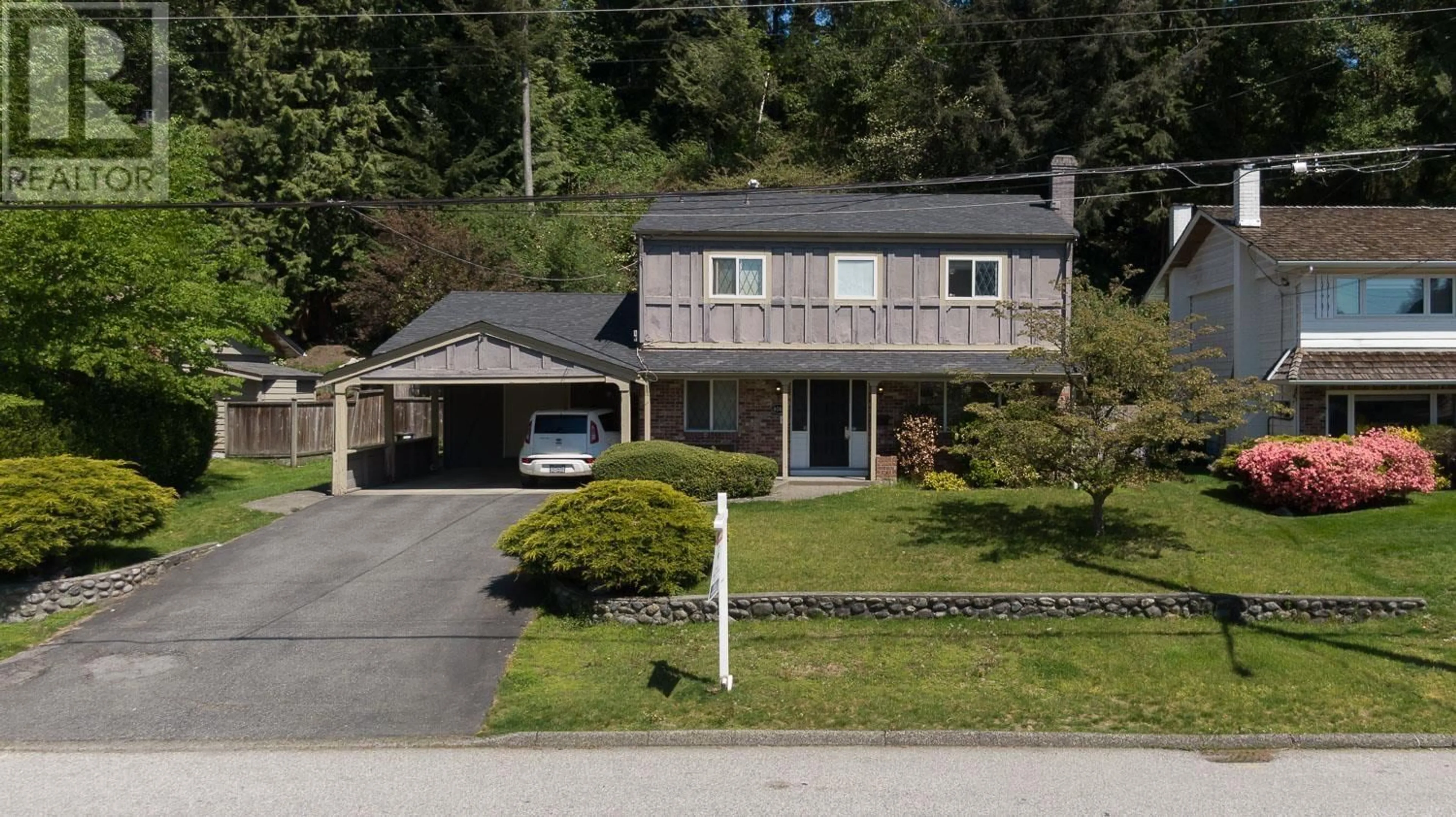 Frontside or backside of a home for 4062 RUBY AVENUE, North Vancouver British Columbia V7R4B2