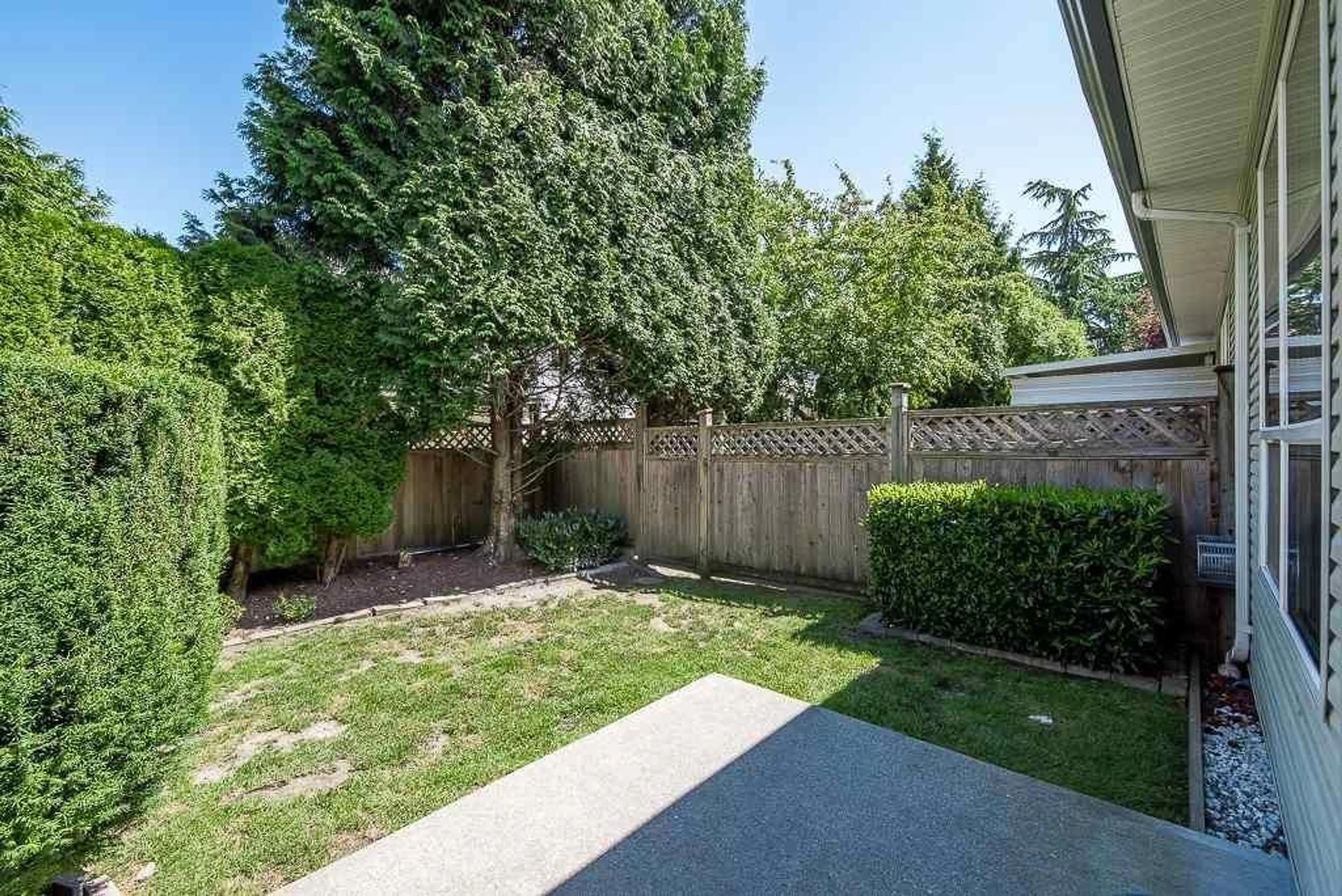 Fenced yard for 78 14468 73A AVENUE, Surrey British Columbia V3S0M8