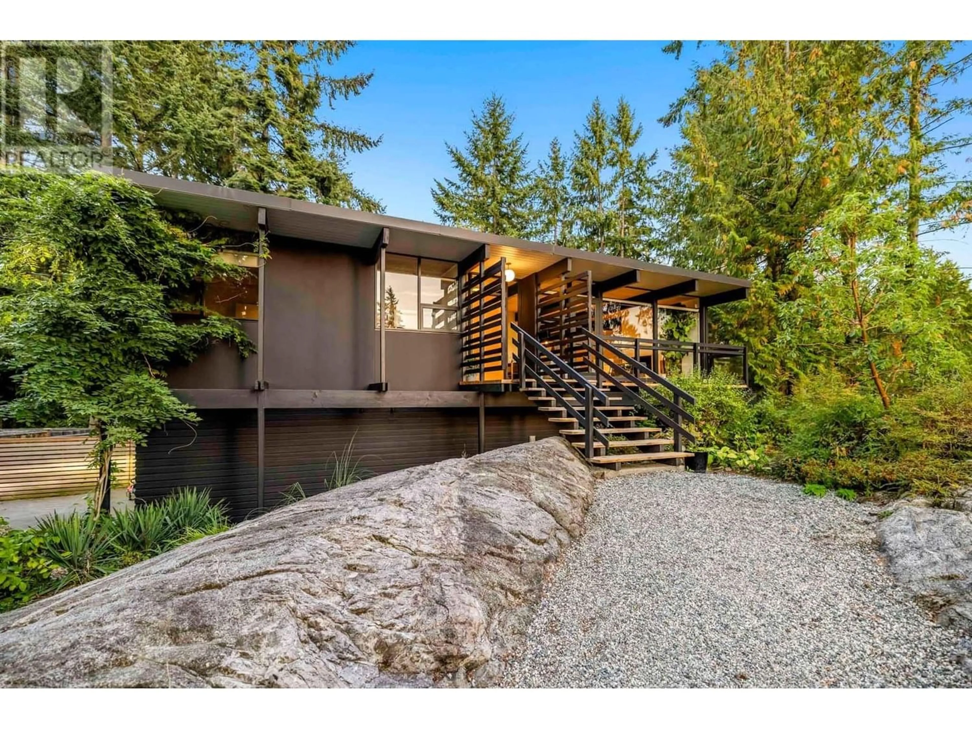 Frontside or backside of a home for 5414 GREENTREE ROAD, West Vancouver British Columbia V7W1N4