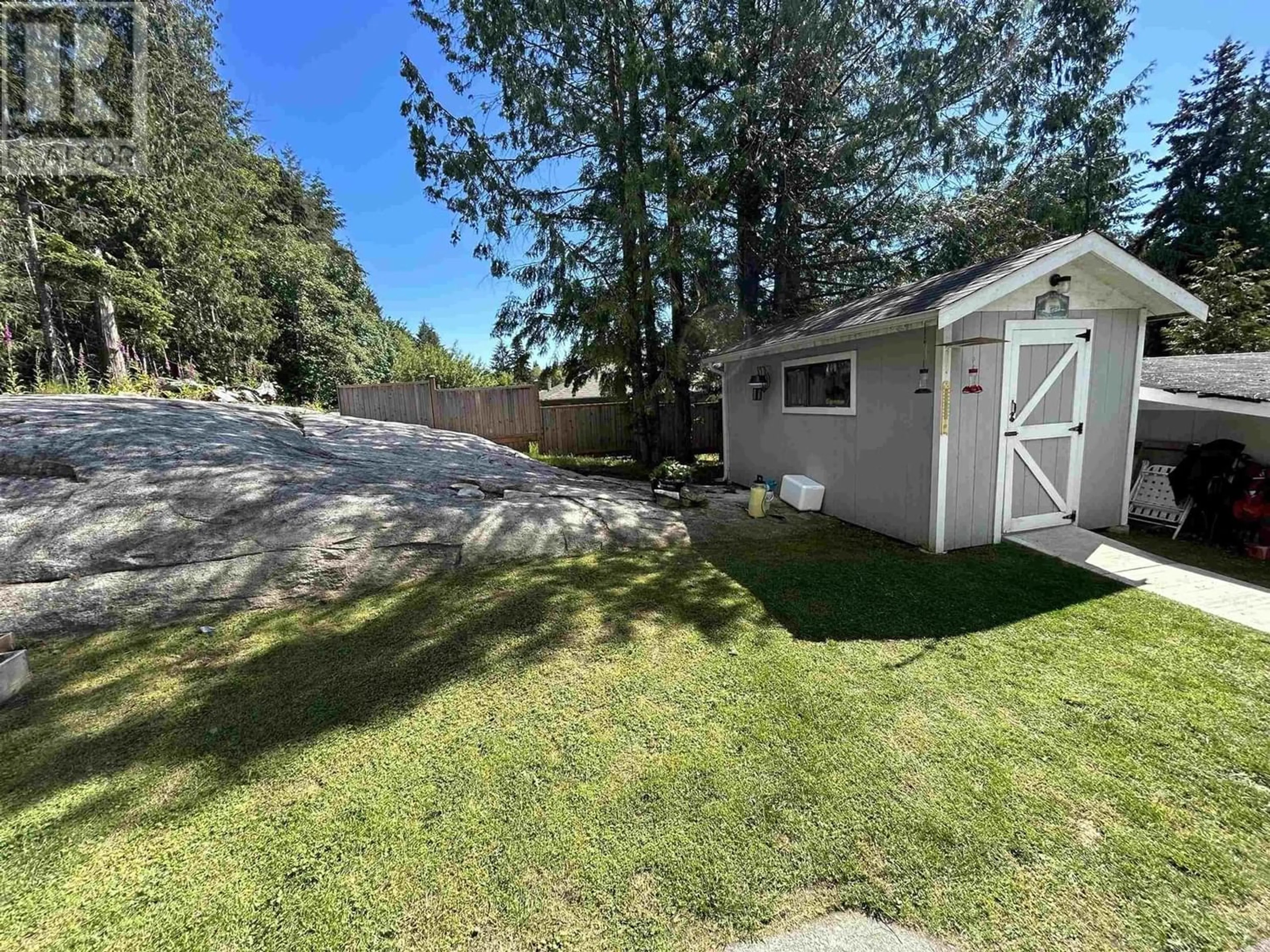 Fenced yard for 6146 S GALE AVENUE, Sechelt British Columbia V0N3A5