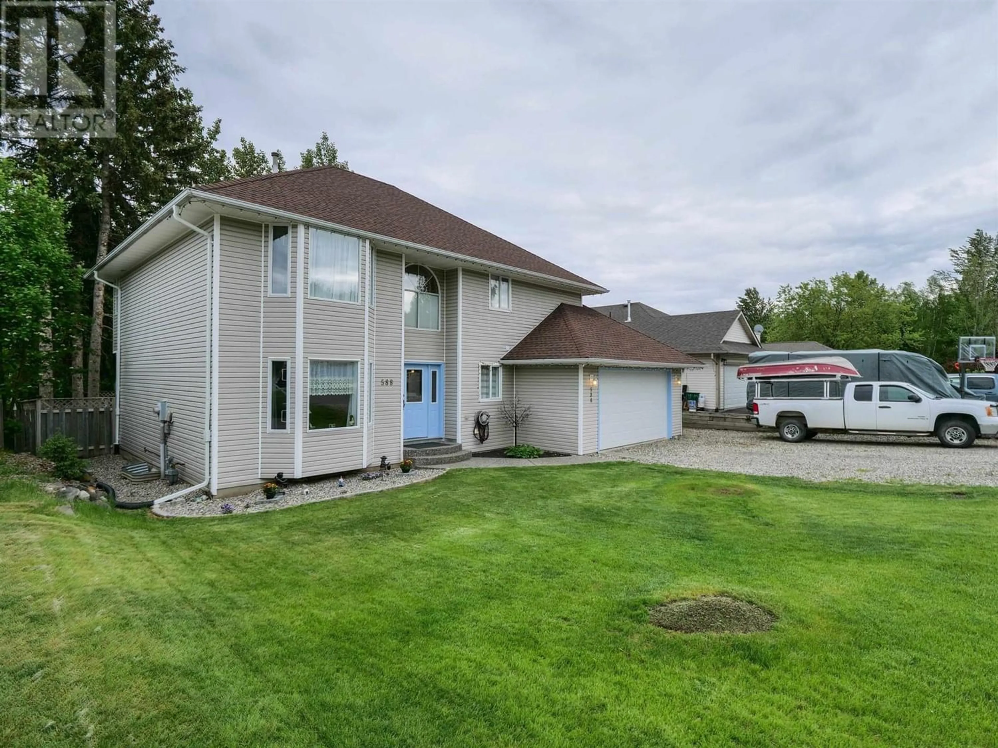 Frontside or backside of a home for 588 DIXON STREET, Quesnel British Columbia V2J5T5