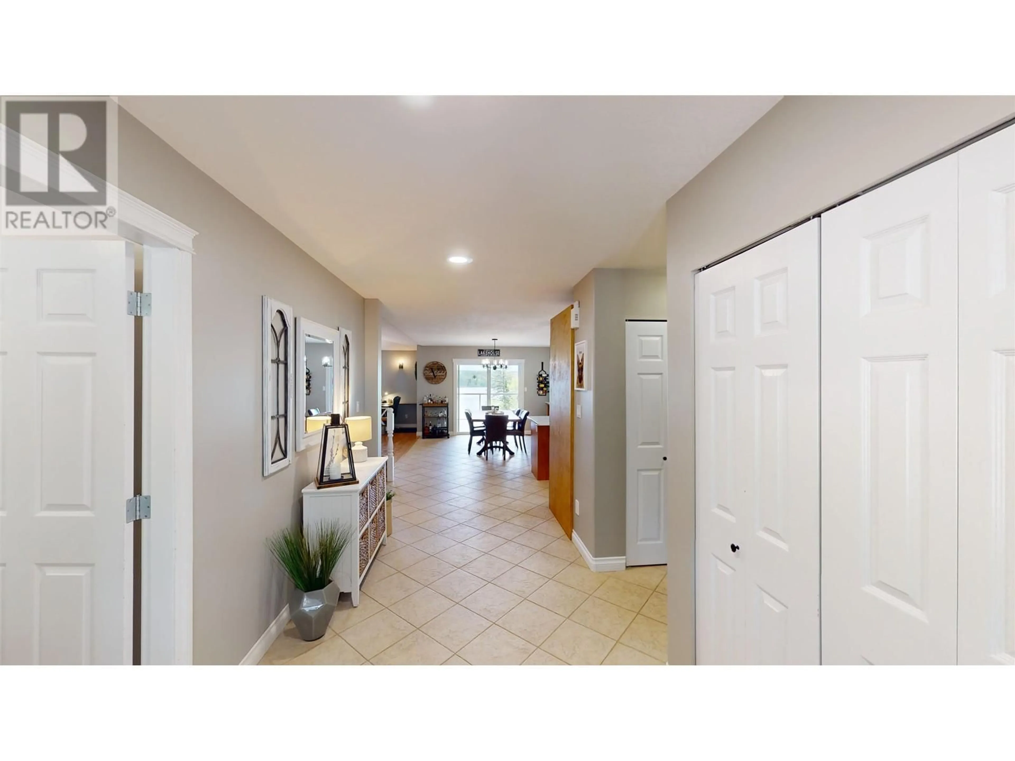 Indoor entryway, wood floors for 4976 TEN MILE LAKE ROAD, Quesnel British Columbia V2J6X1