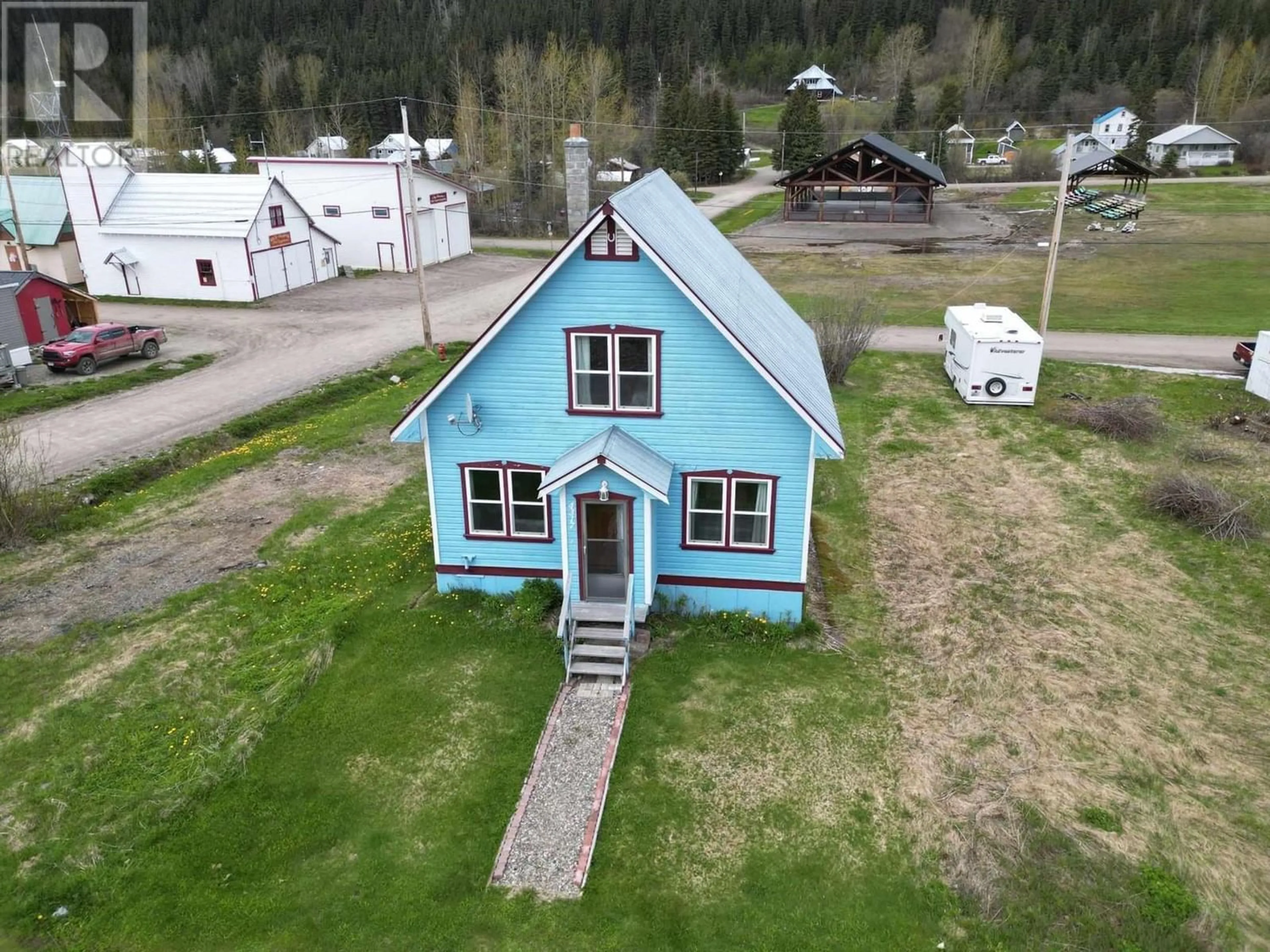 Cottage for 4317 SANDERS AVENUE, Wells / Barkerville British Columbia V0K2R0