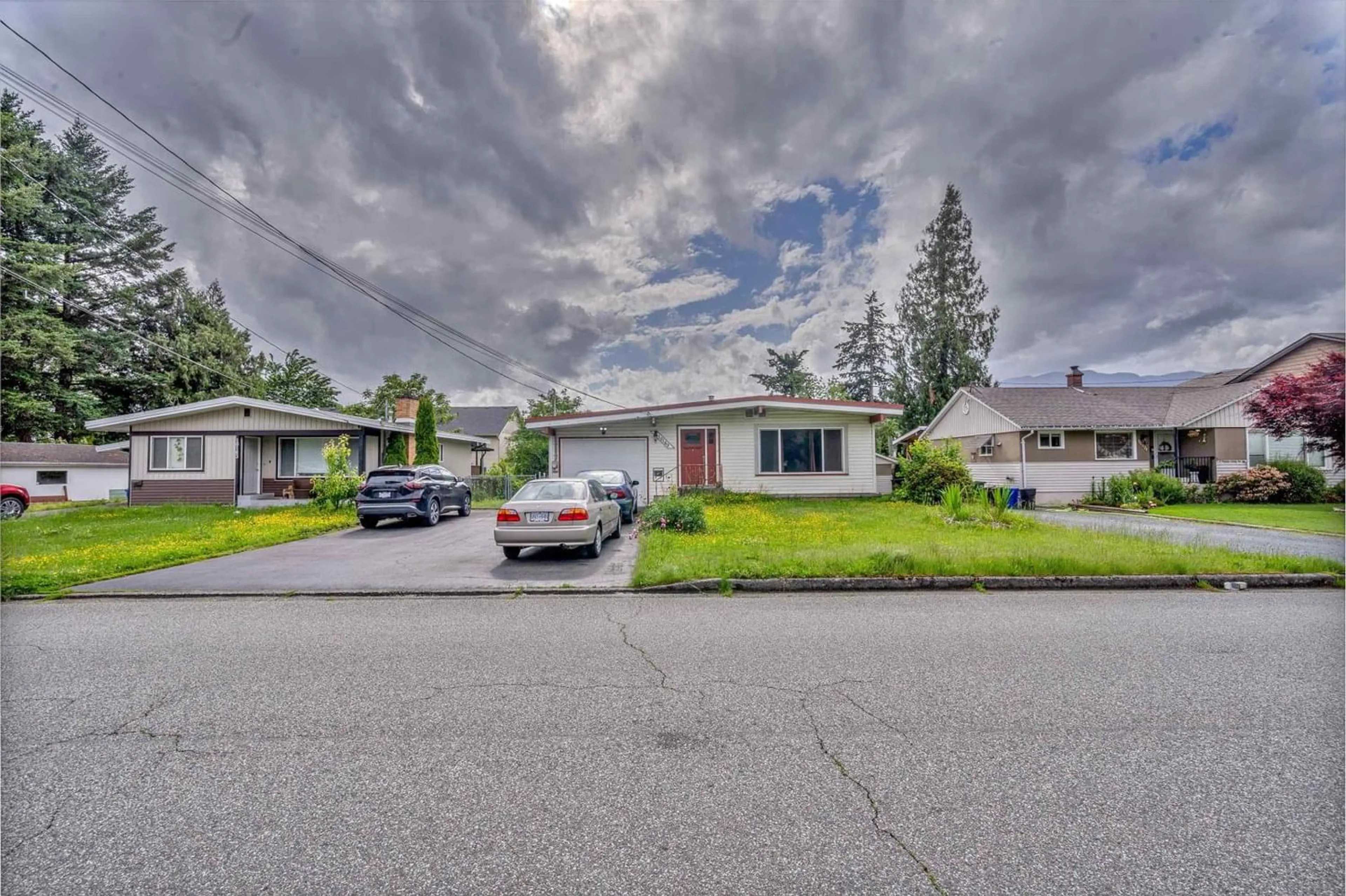 A pic from exterior of the house or condo, the street view for 10169 FAIRVIEW DRIVE, Chilliwack British Columbia V2P5J5