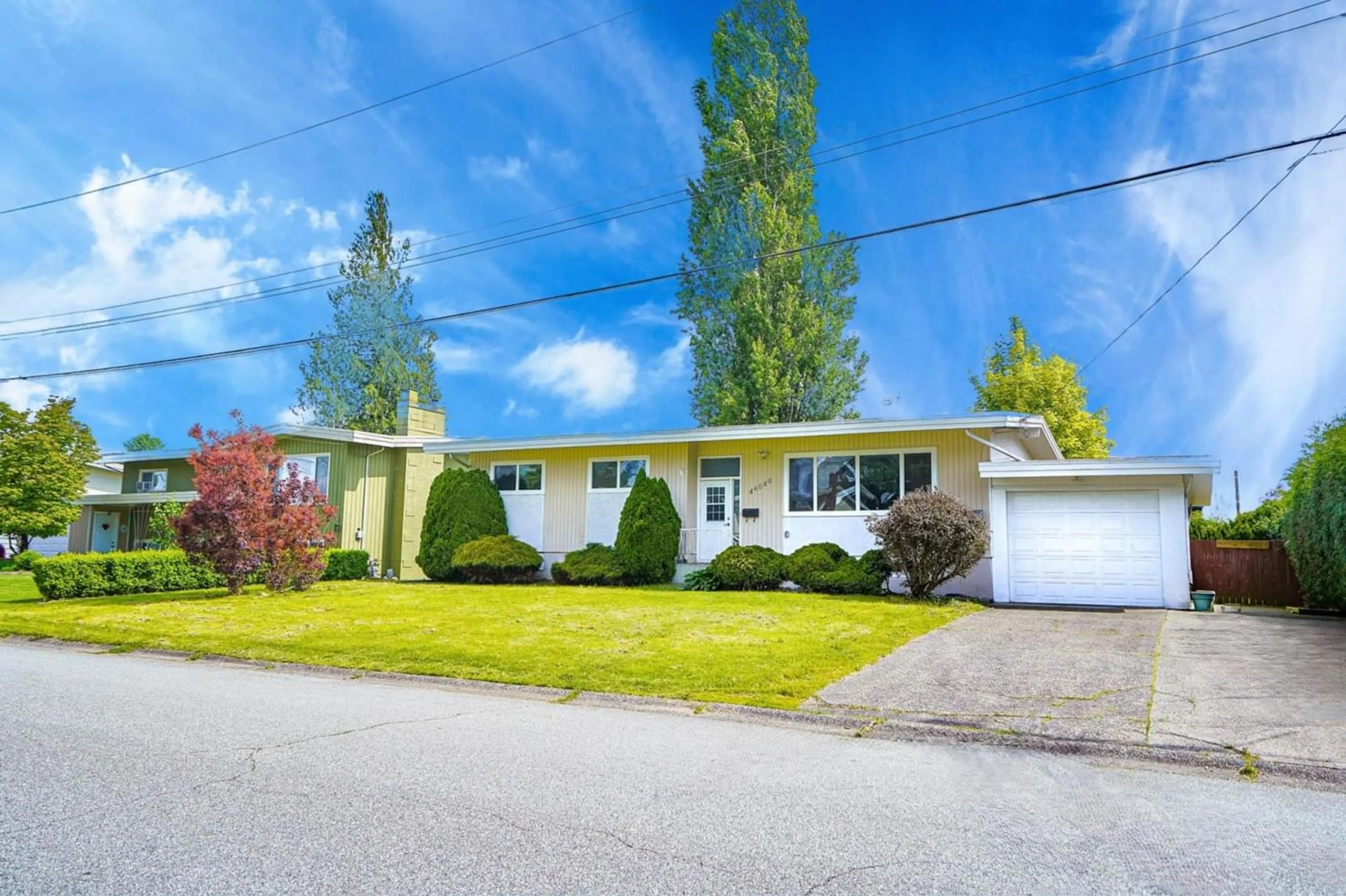 Frontside or backside of a home, cottage for 46080 CAMROSE AVENUE, Chilliwack British Columbia V2P3R2