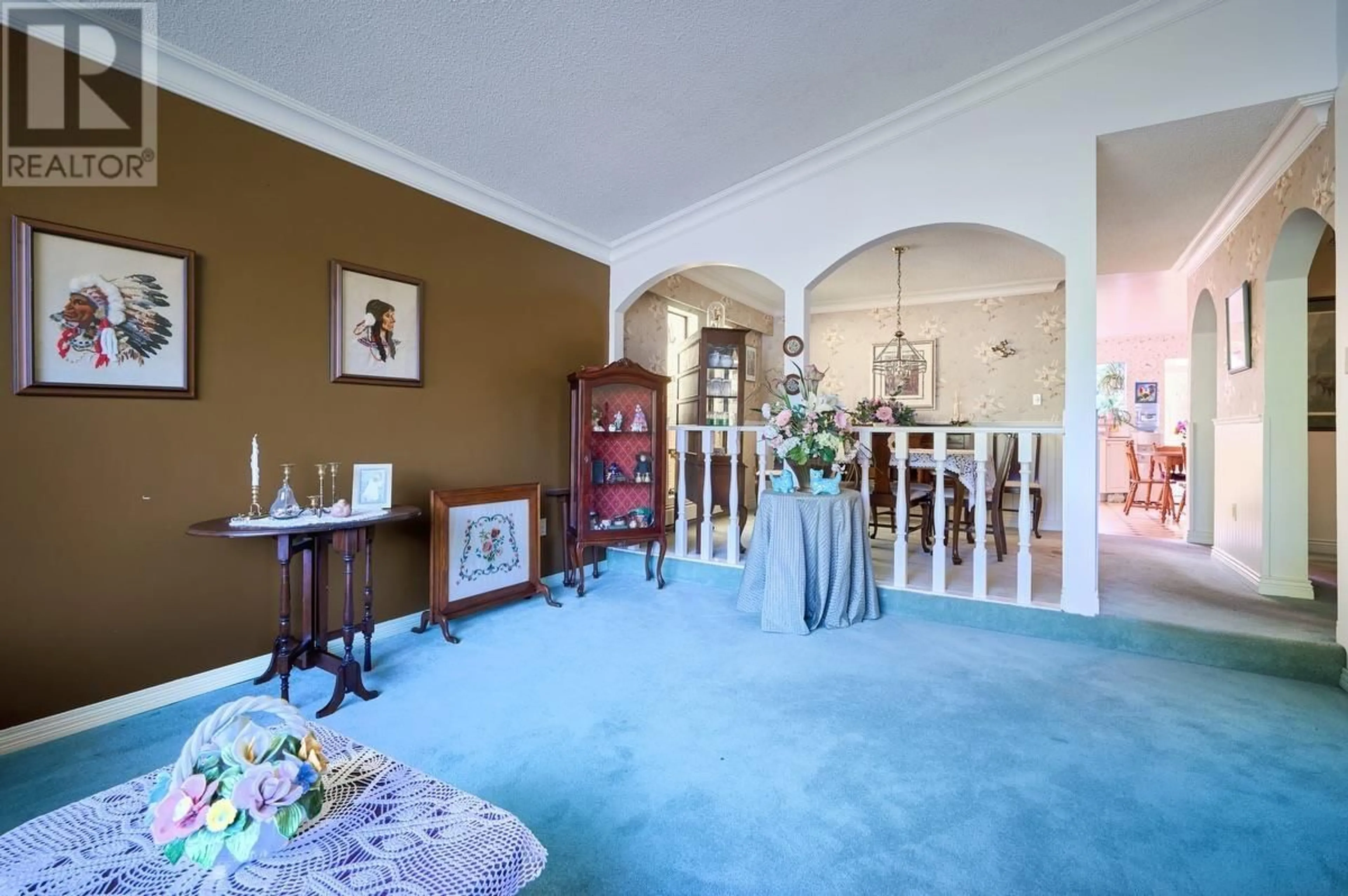 Indoor foyer, carpet floors for 4228 CRAIGFLOWER DRIVE, Richmond British Columbia V7C4W3