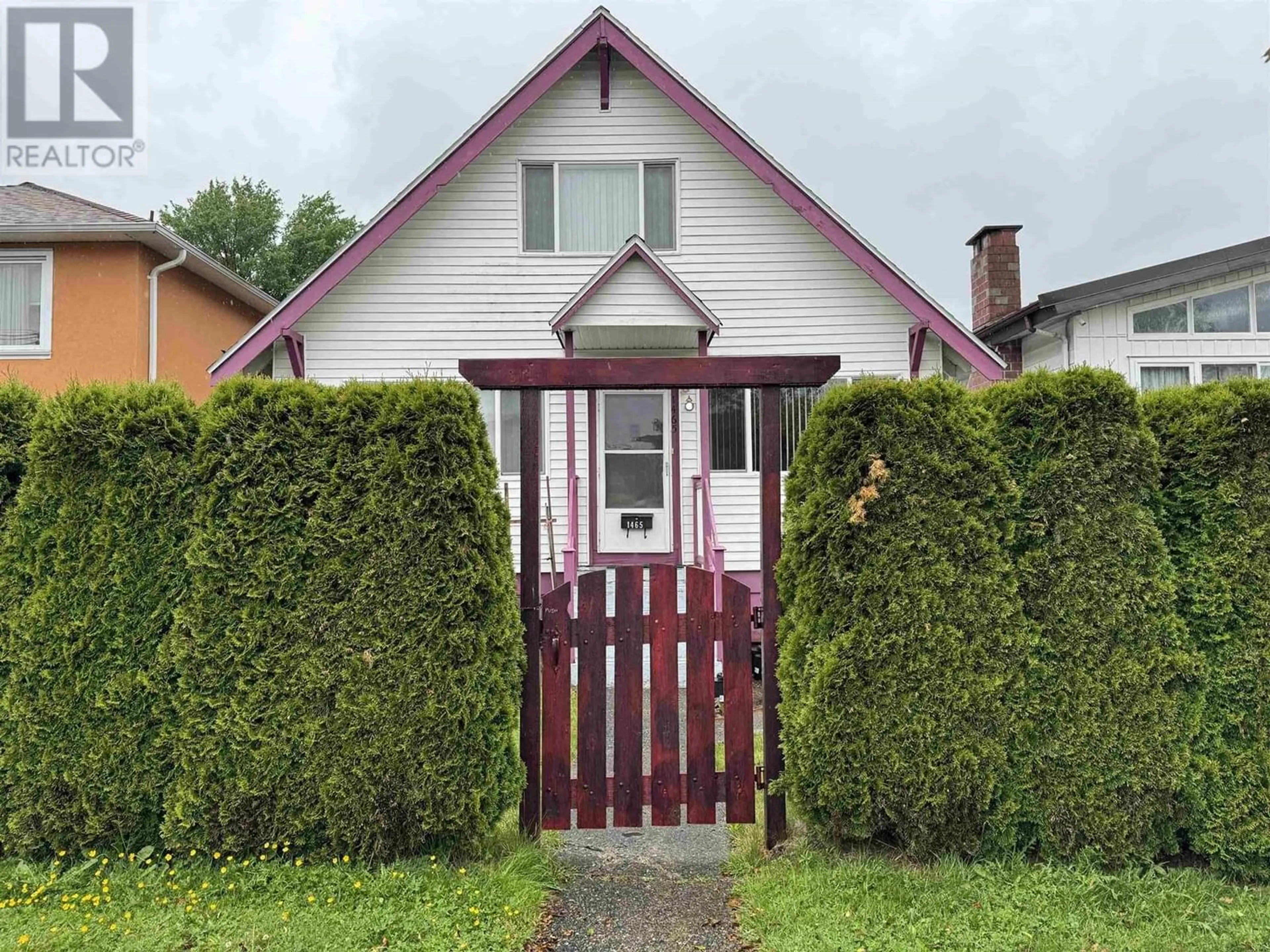 Frontside or backside of a home for 1465 RENFREW STREET, Vancouver British Columbia V5K4C5