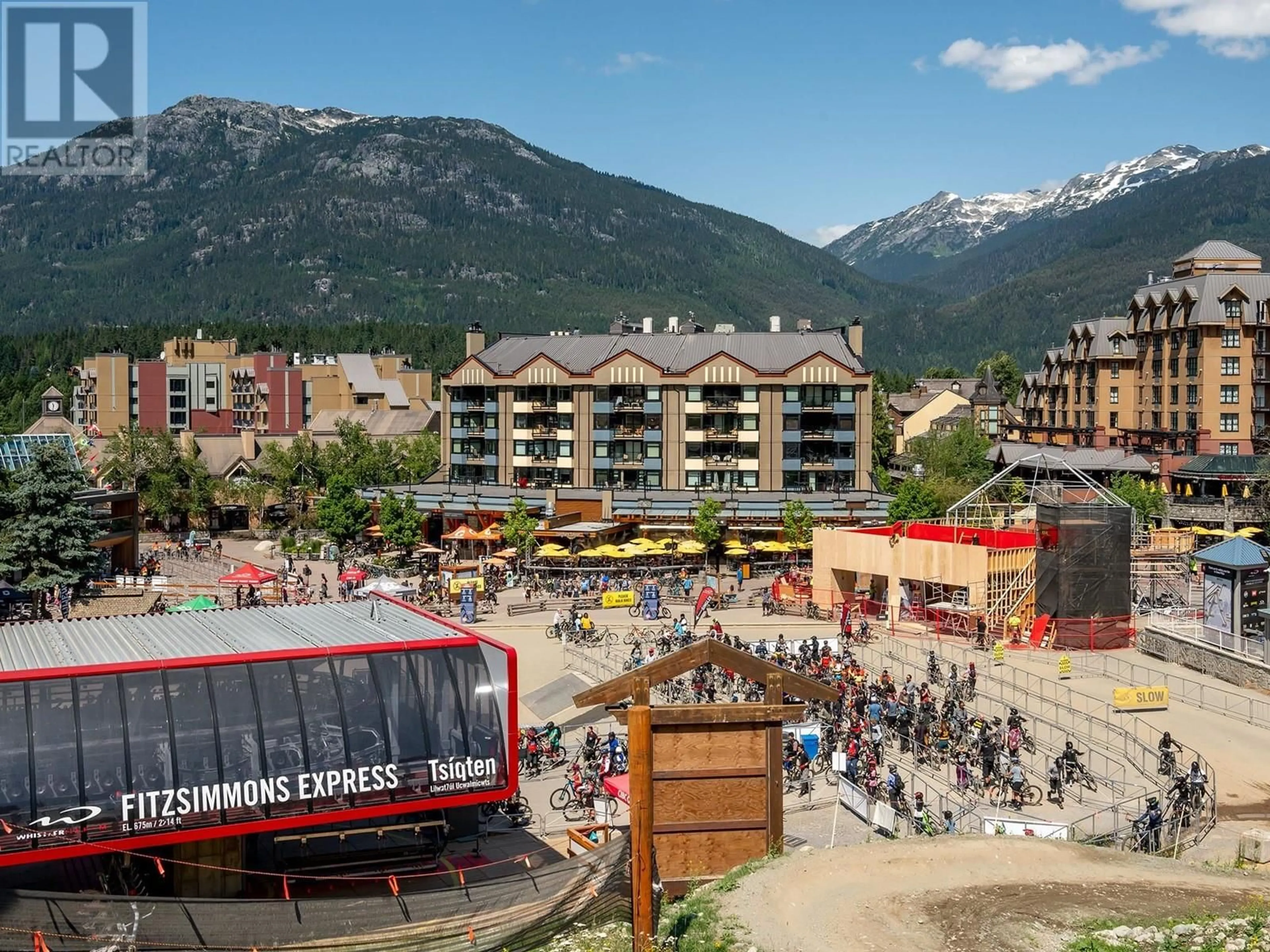 A pic from exterior of the house or condo, mountain for 506 4280 MOUNTAIN SQUARE, Whistler British Columbia V8E1B9