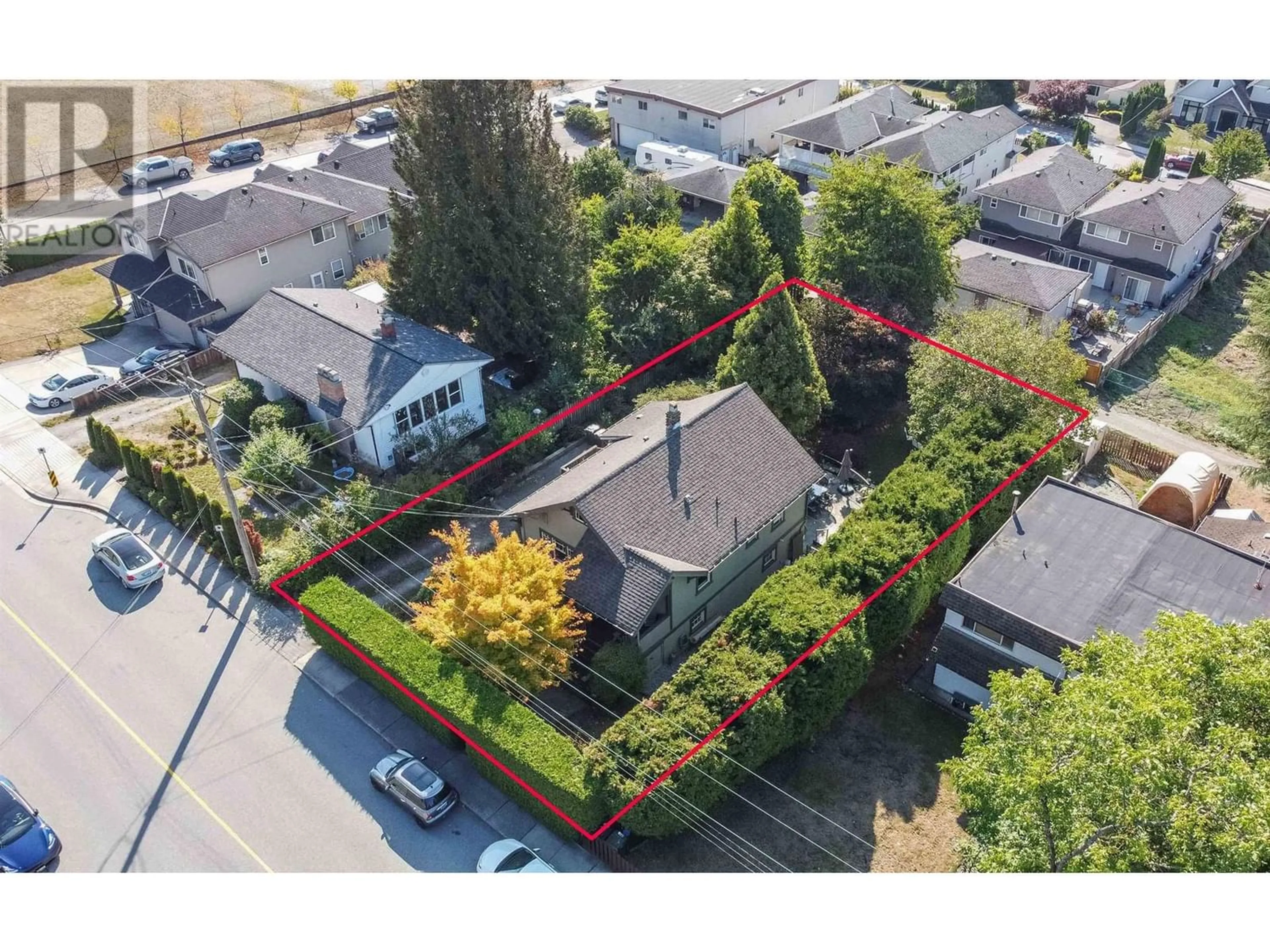 Frontside or backside of a home for 746 ALDERSON AVENUE, Coquitlam British Columbia V3K1V1