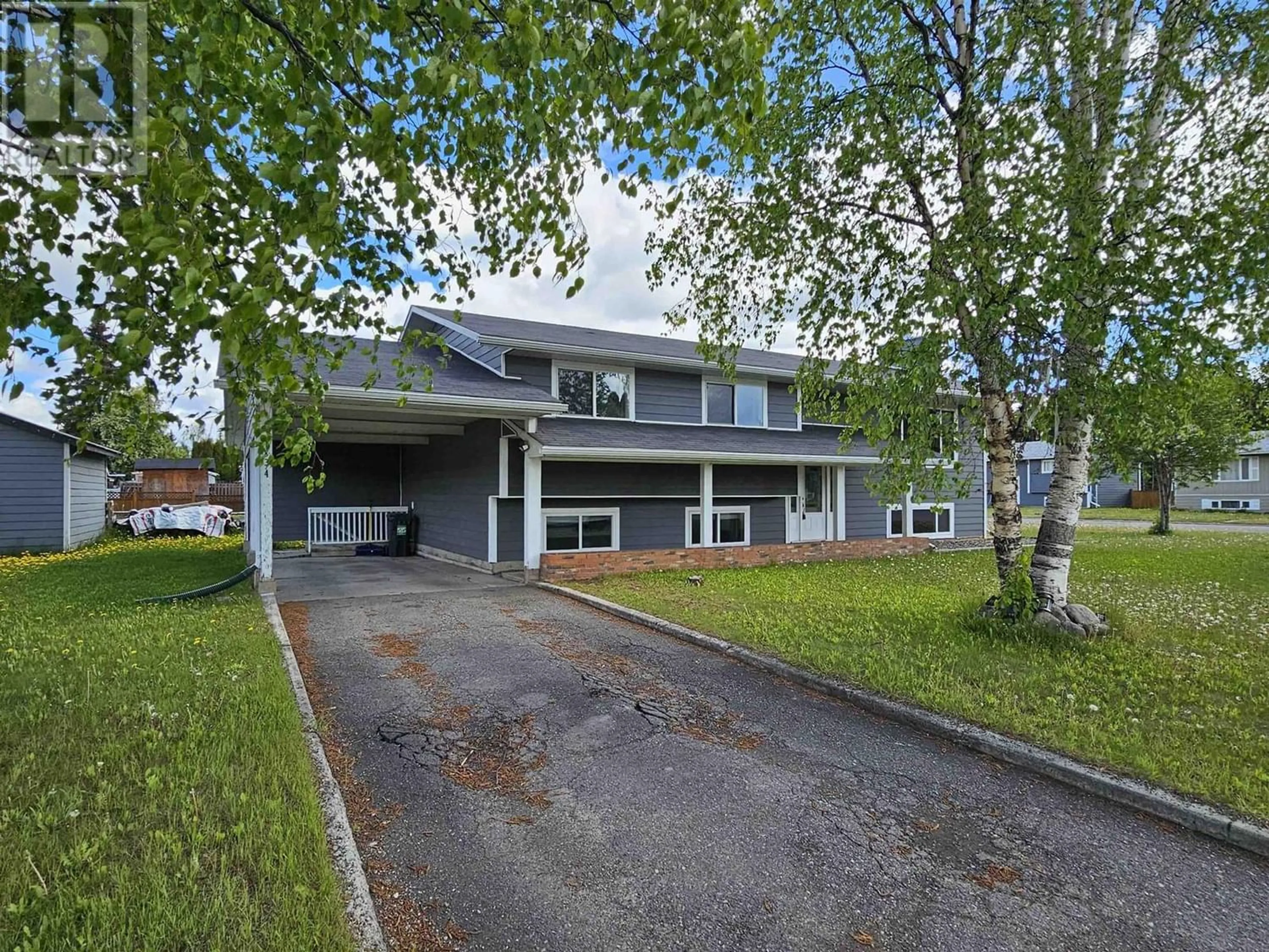 Outside view for 1834 HUNGERFORD DRIVE, Houston British Columbia V0J1Z0