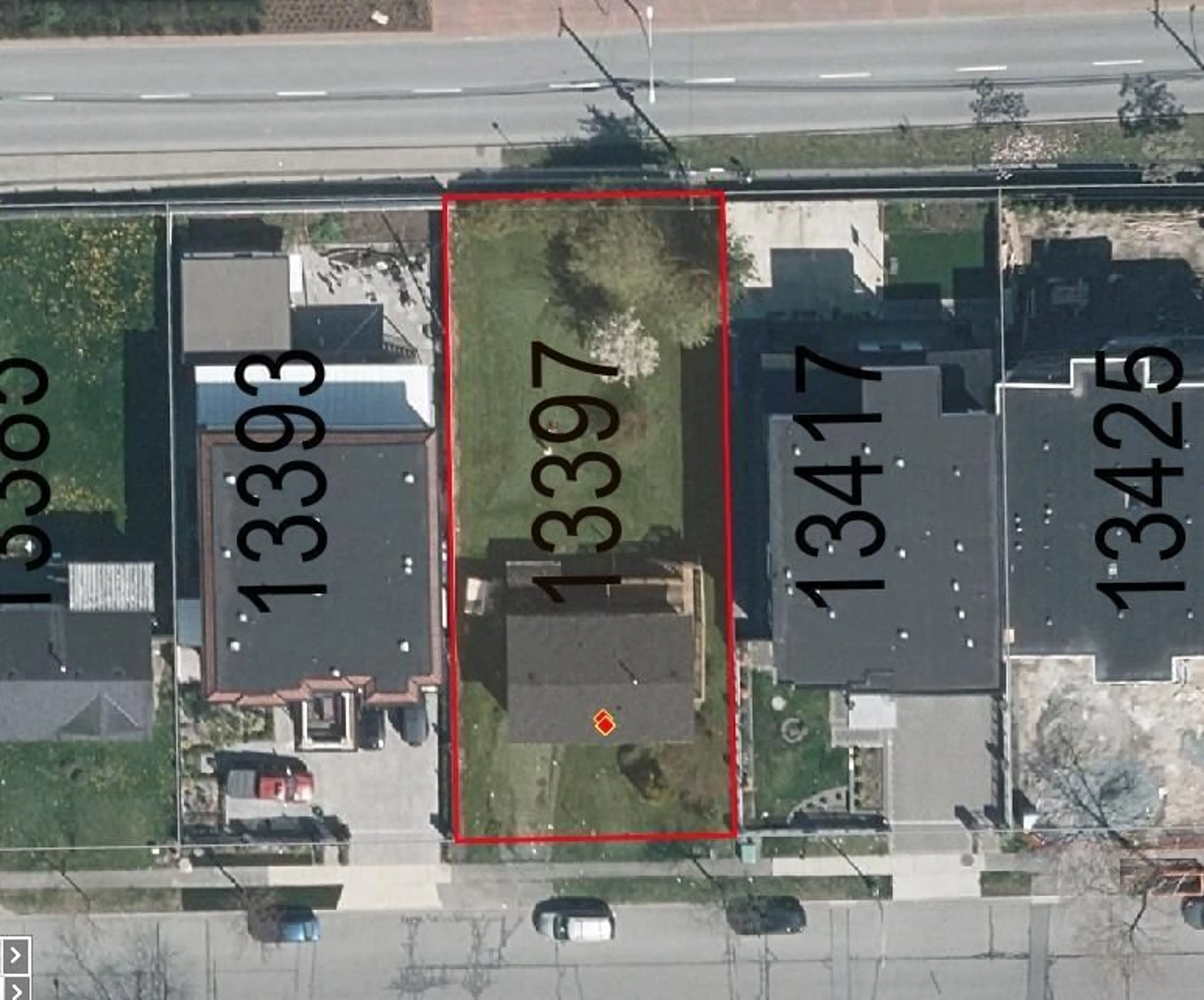 A pic from outside/outdoor area/front of a property/back of a property/a pic from drone, street for 13397 87B, Surrey British Columbia V3W6G7