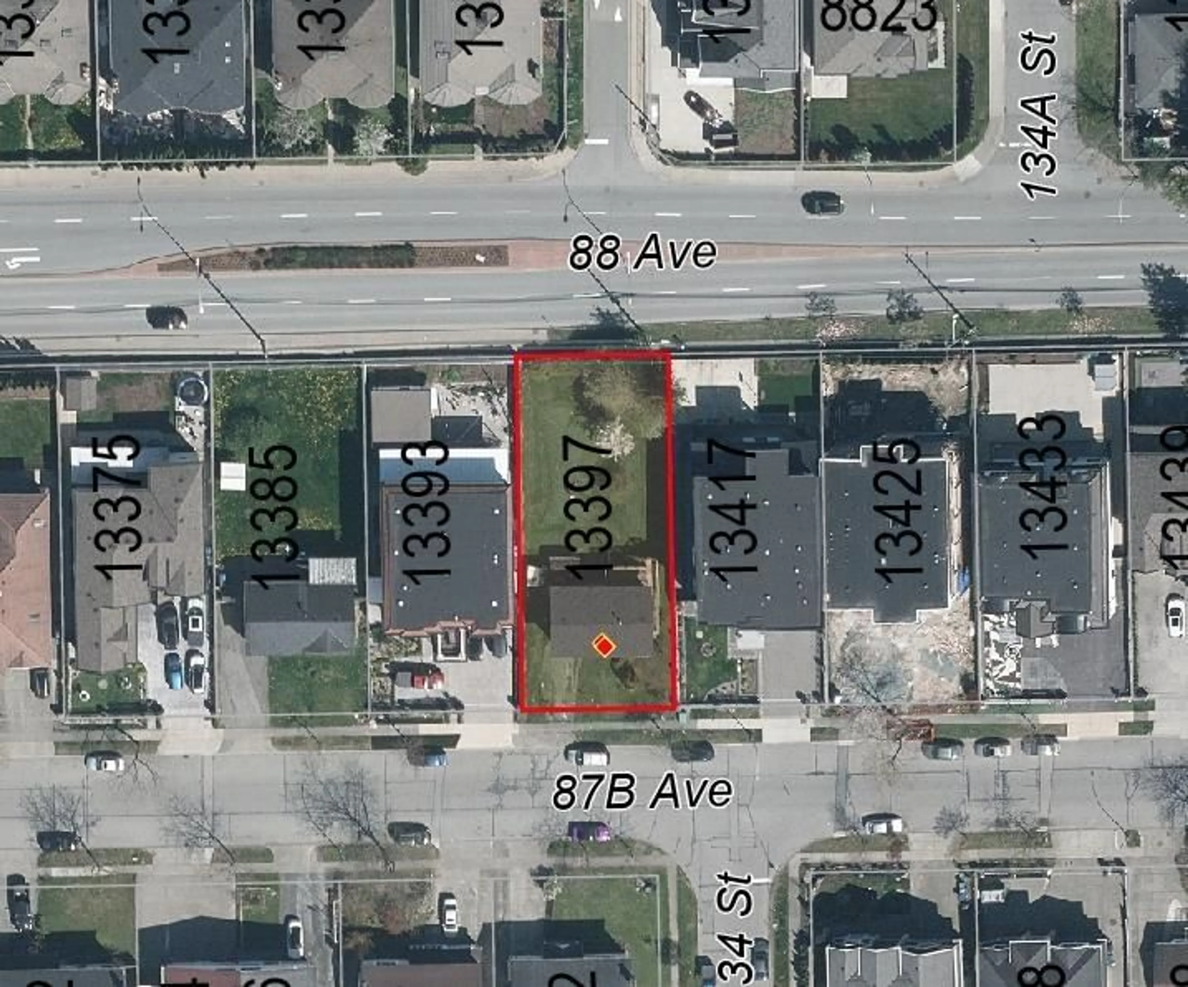 A pic from outside/outdoor area/front of a property/back of a property/a pic from drone, street for 13397 87B, Surrey British Columbia V3W6G7
