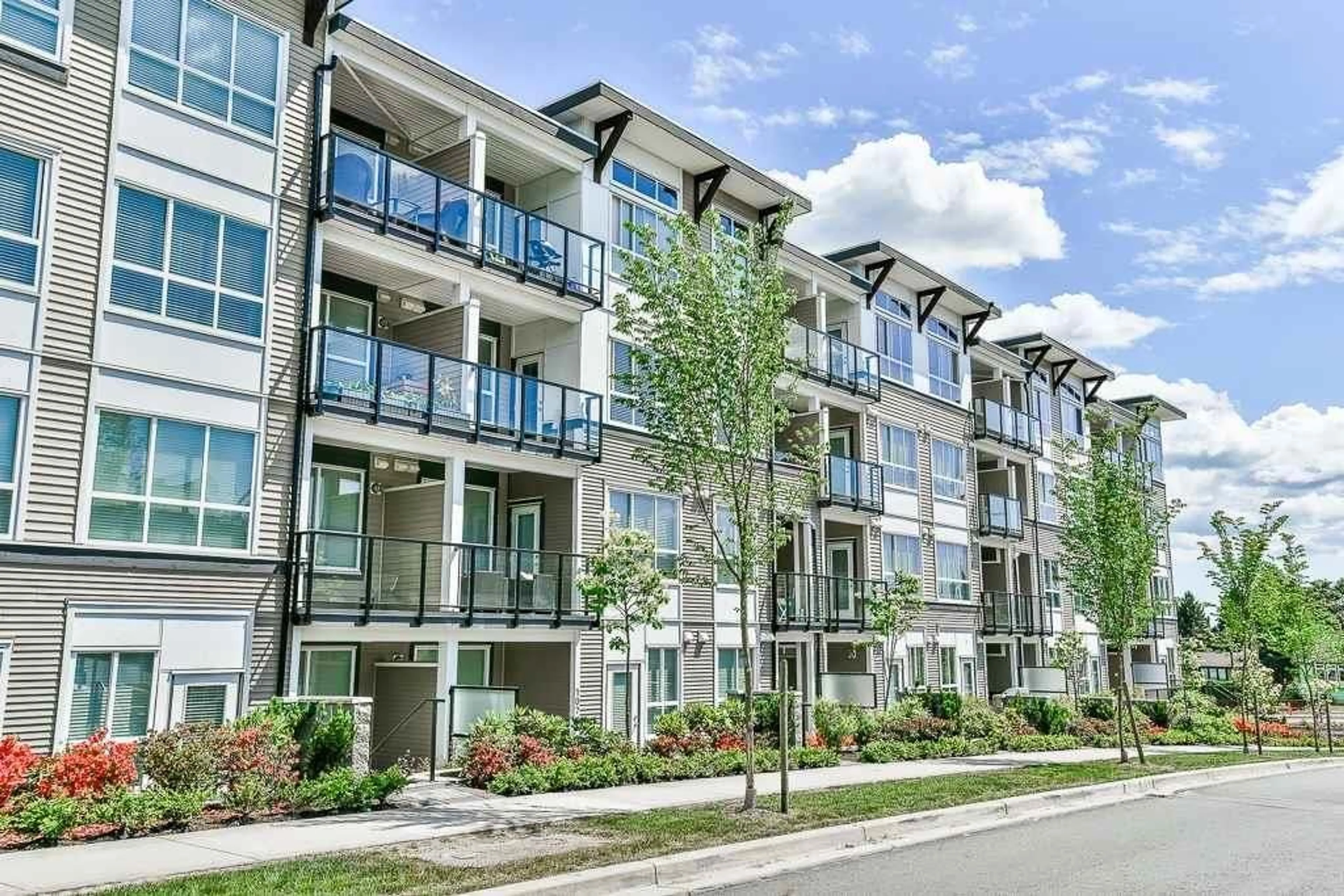 A pic from exterior of the house or condo for 315 6468 195A STREET, Surrey British Columbia V4N6R6