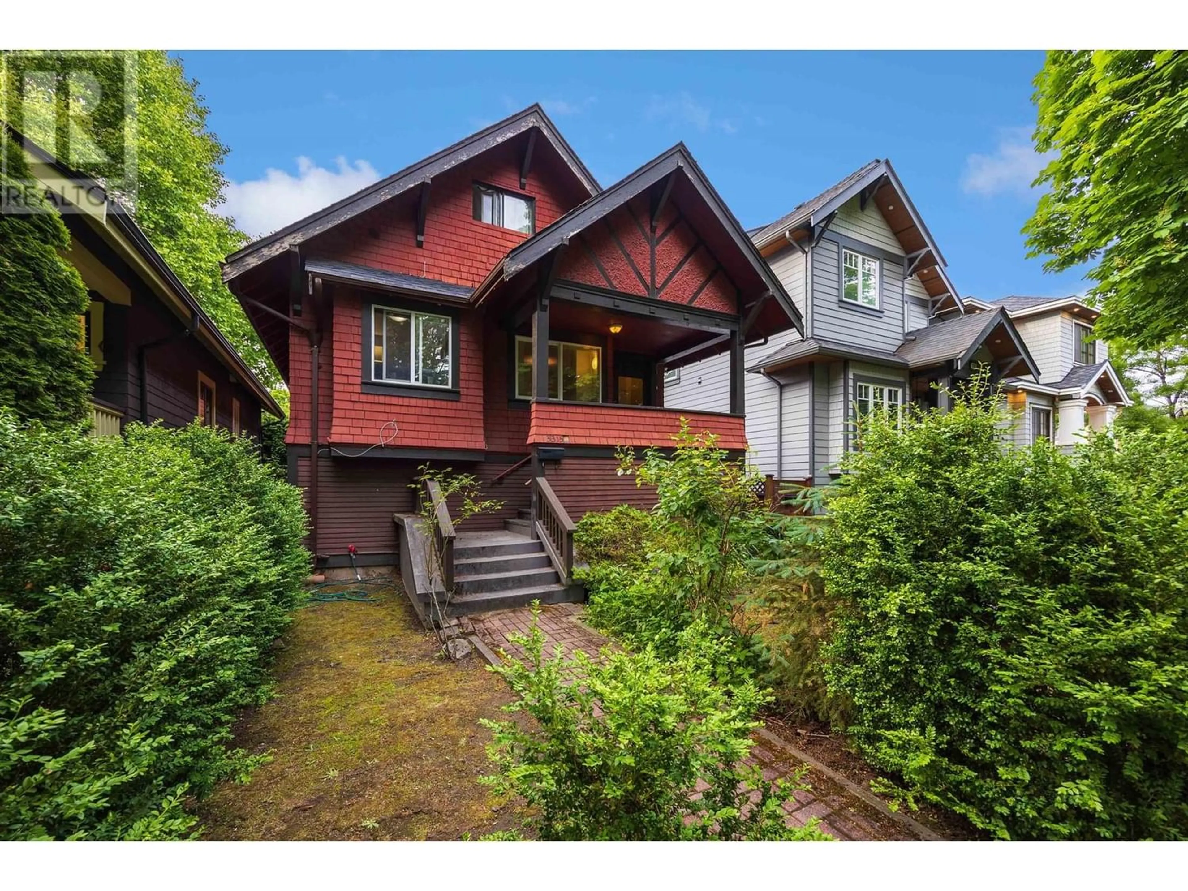 Frontside or backside of a home for 3315 W 12TH AVENUE, Vancouver British Columbia V6R2M8