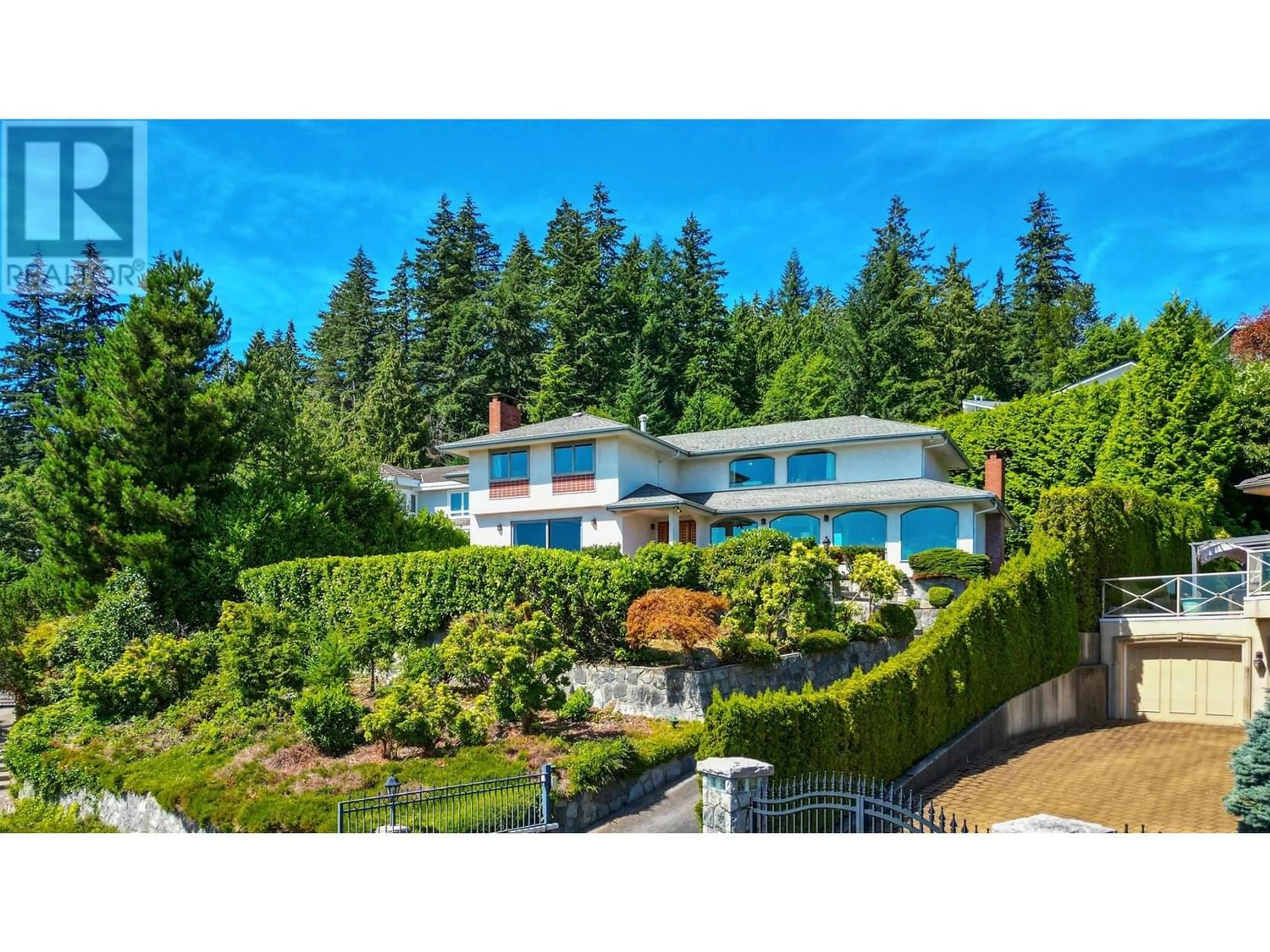 Frontside or backside of a home for 1373 CAMWELL DRIVE, West Vancouver British Columbia V7S2M6