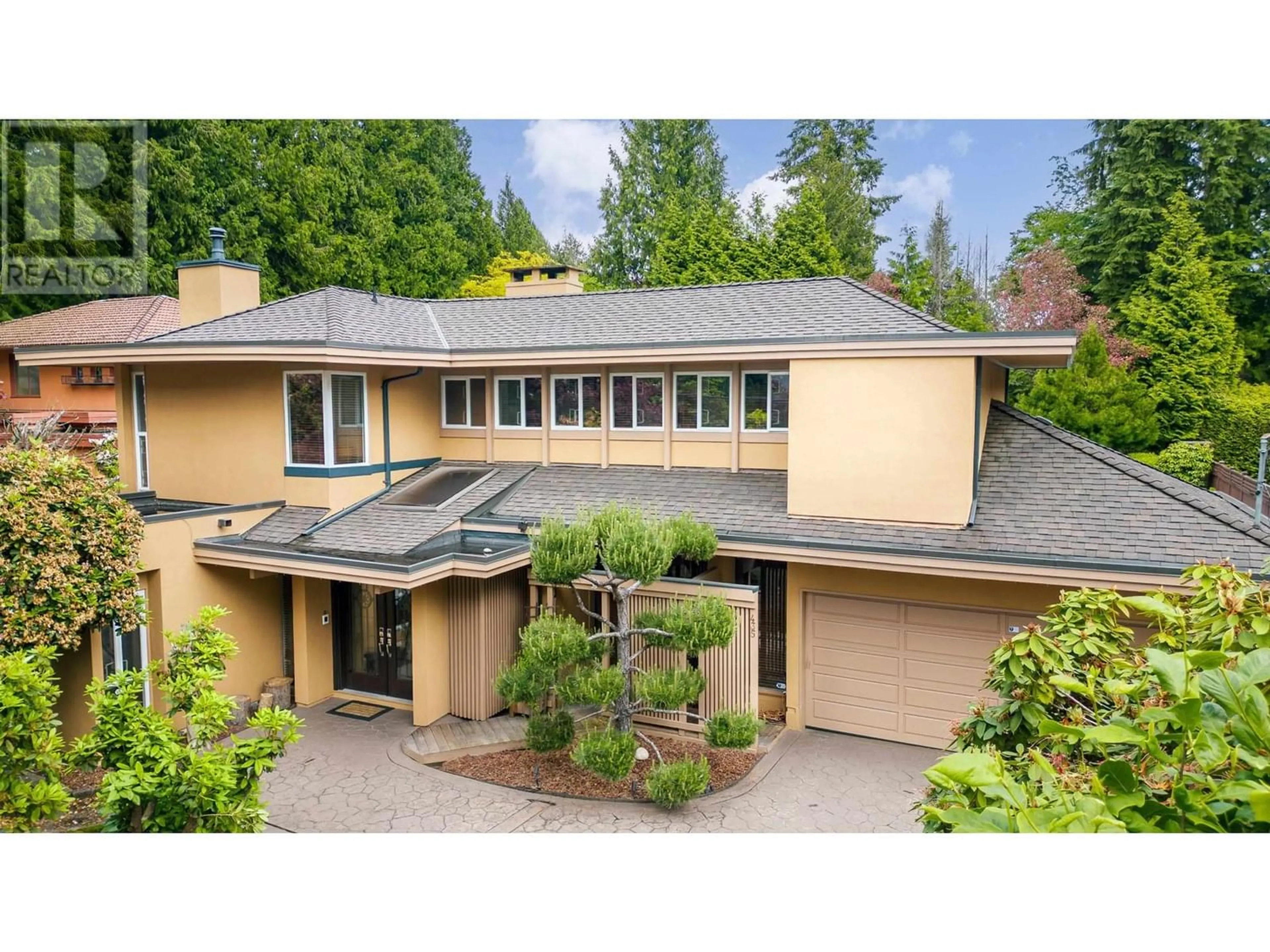 Frontside or backside of a home for 435 WALKER STREET, Coquitlam British Columbia V3K4E4