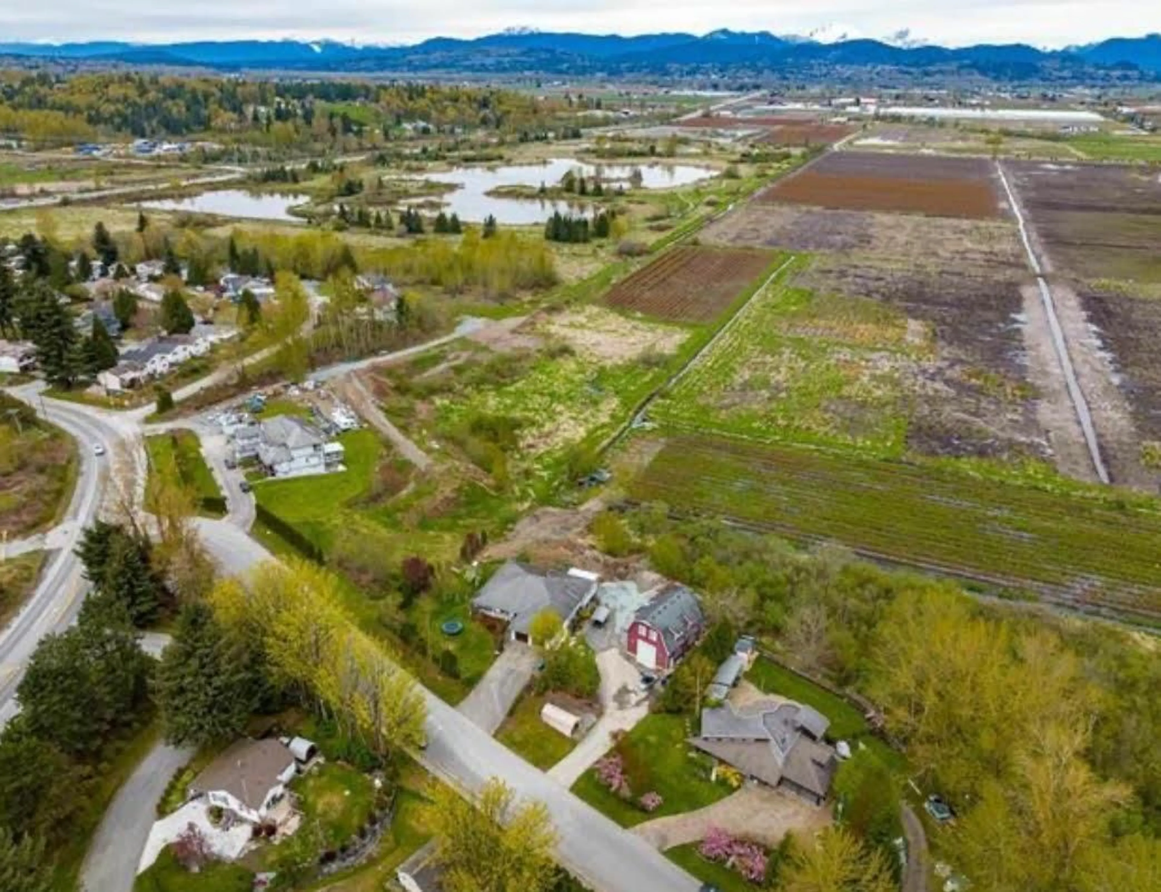 Fenced yard for 34185 HAZELWOOD AVENUE, Abbotsford British Columbia V2S8E9