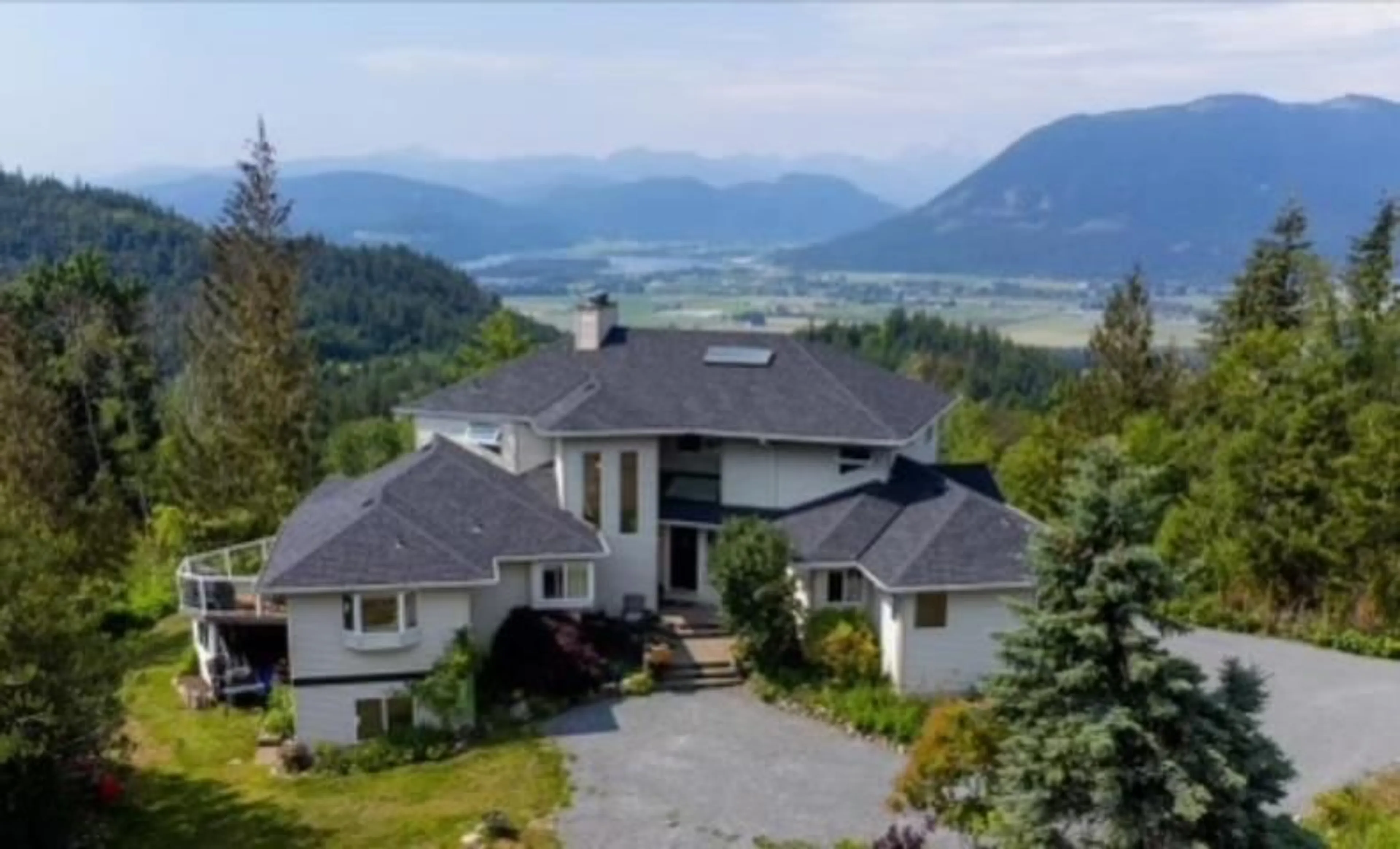 Outside view for 37777 TAGGART ROAD, Abbotsford British Columbia V3G2L2