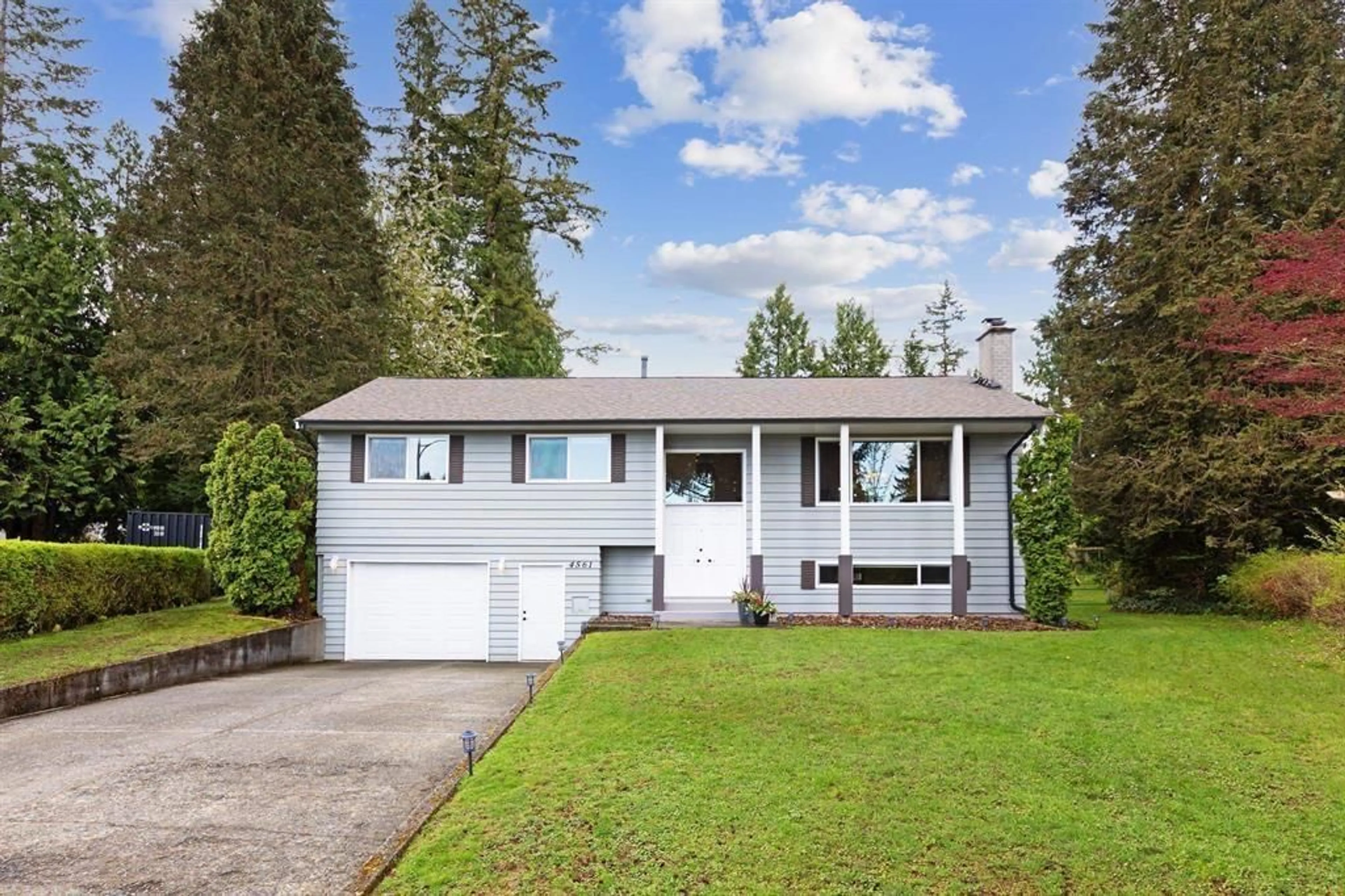 Frontside or backside of a home for 4561 UPLANDS DRIVE, Langley British Columbia V3A4P1