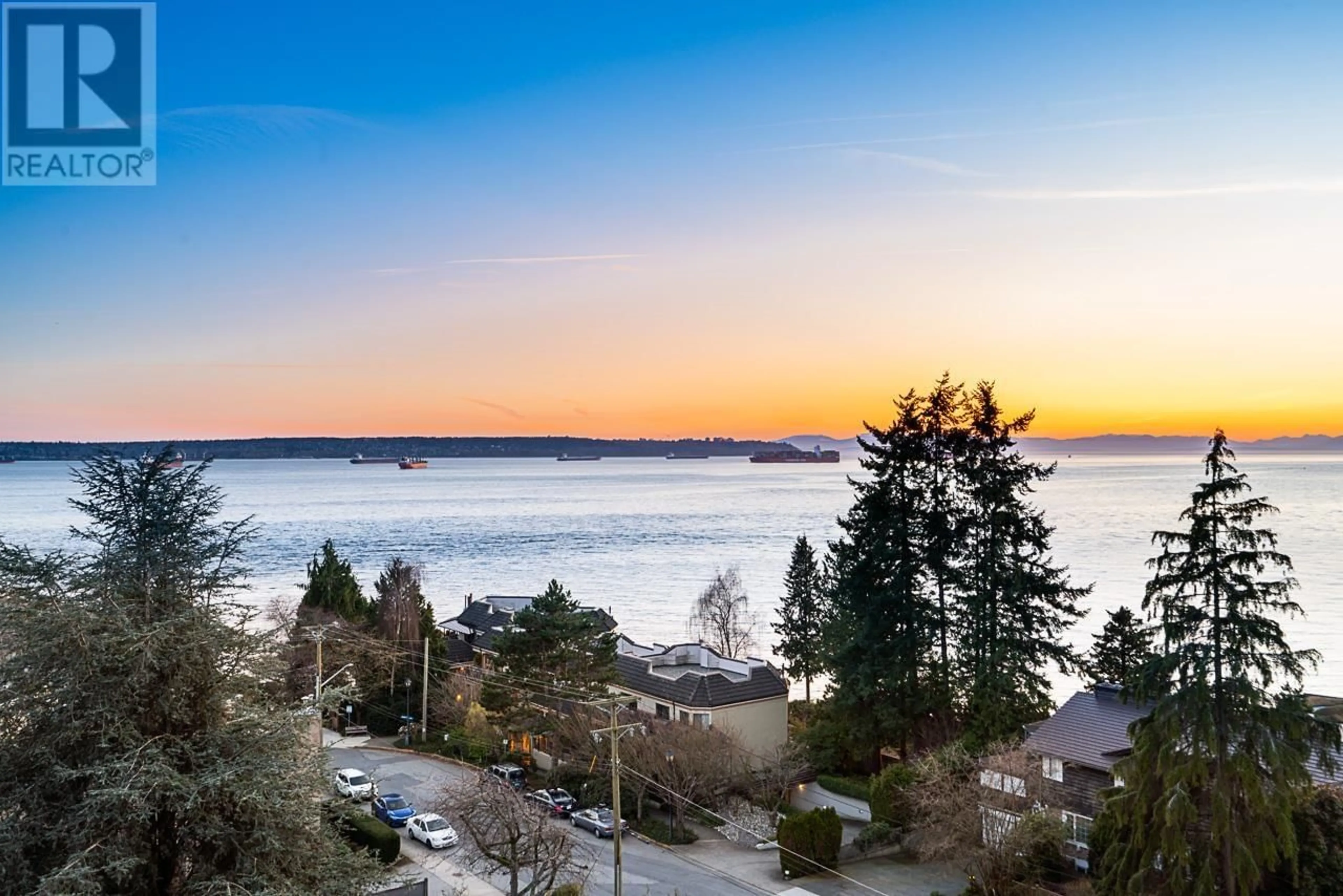 Lakeview for 704 2187 BELLEVUE AVENUE, West Vancouver British Columbia V7V1C2