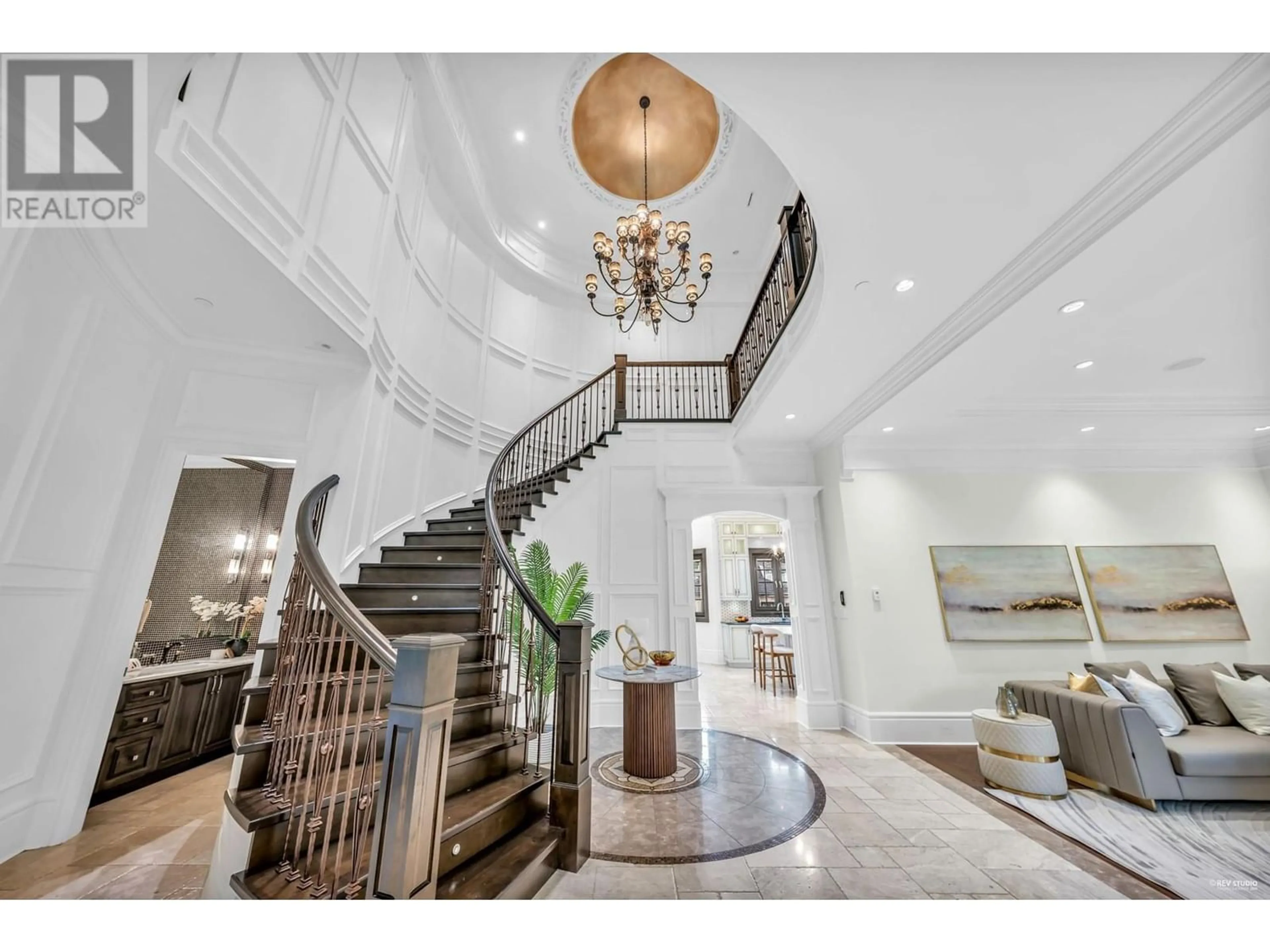 Indoor foyer for 5762 CHURCHILL STREET, Vancouver British Columbia V6M3H2