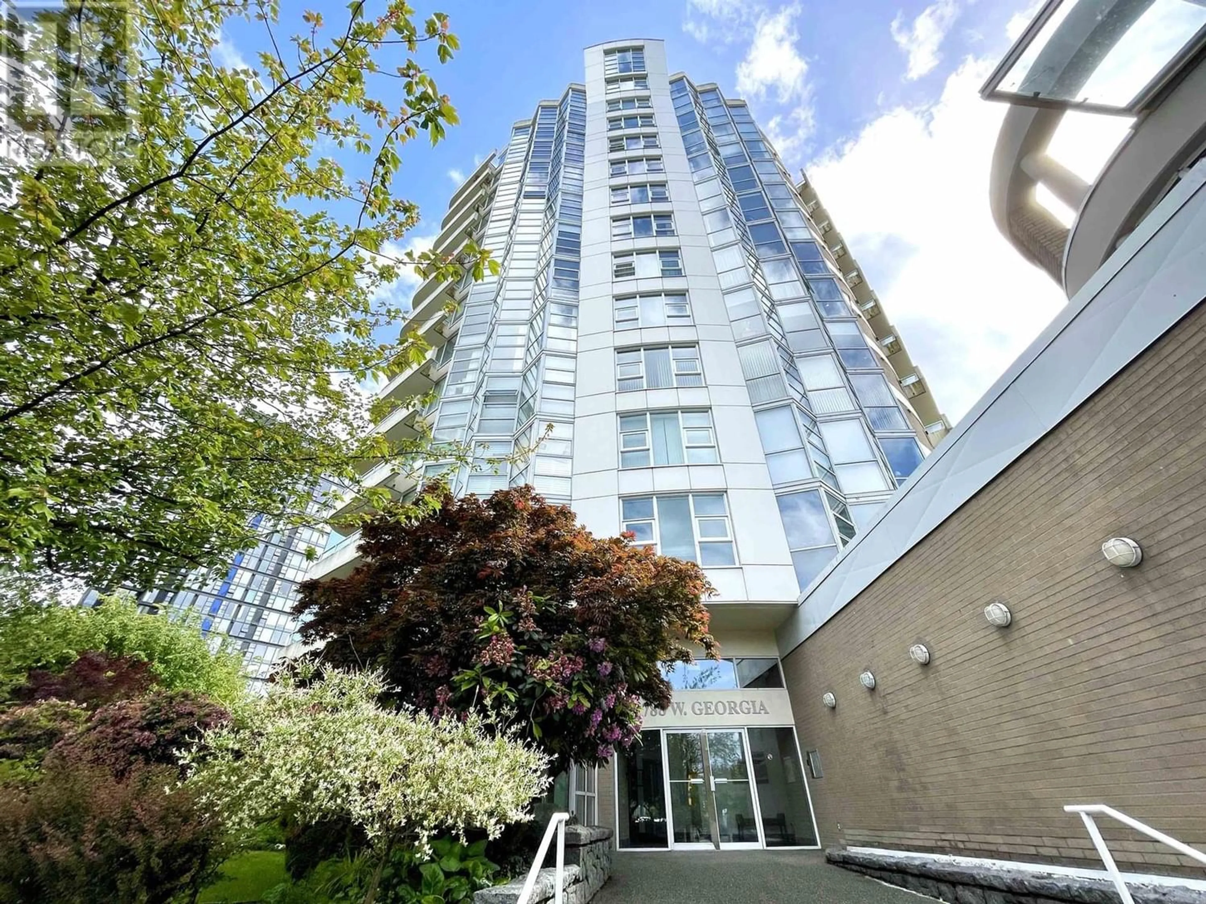 A pic from exterior of the house or condo, the front or back of building for 601 1788 W GEORGIA STREET, Vancouver British Columbia V6G2V7