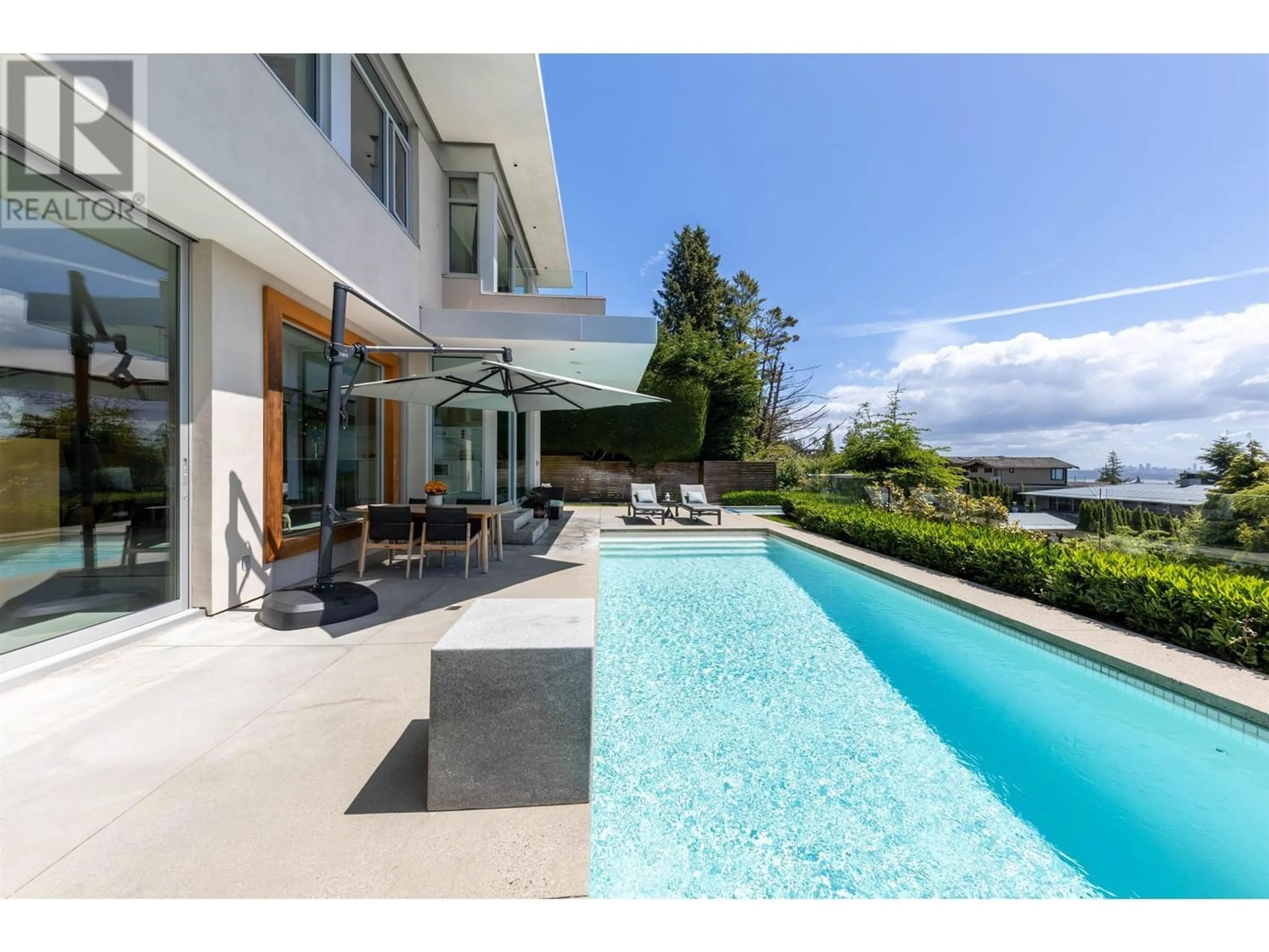 Indoor or outdoor pool for 4313 ROCKRIDGE ROAD, West Vancouver British Columbia V7W1A6