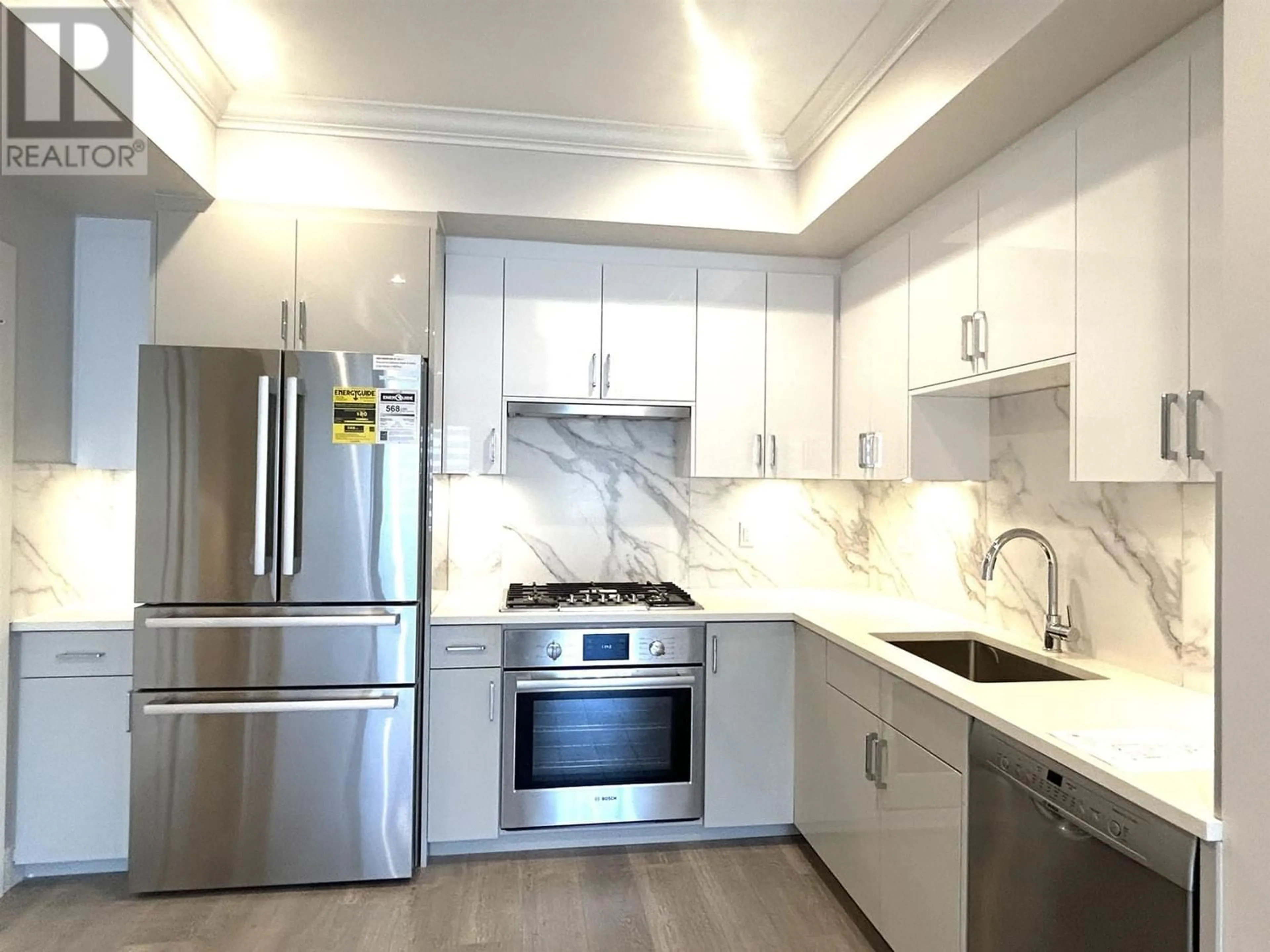 Kitchen for 36 7567 OAK STREET, Vancouver British Columbia V6P4A4