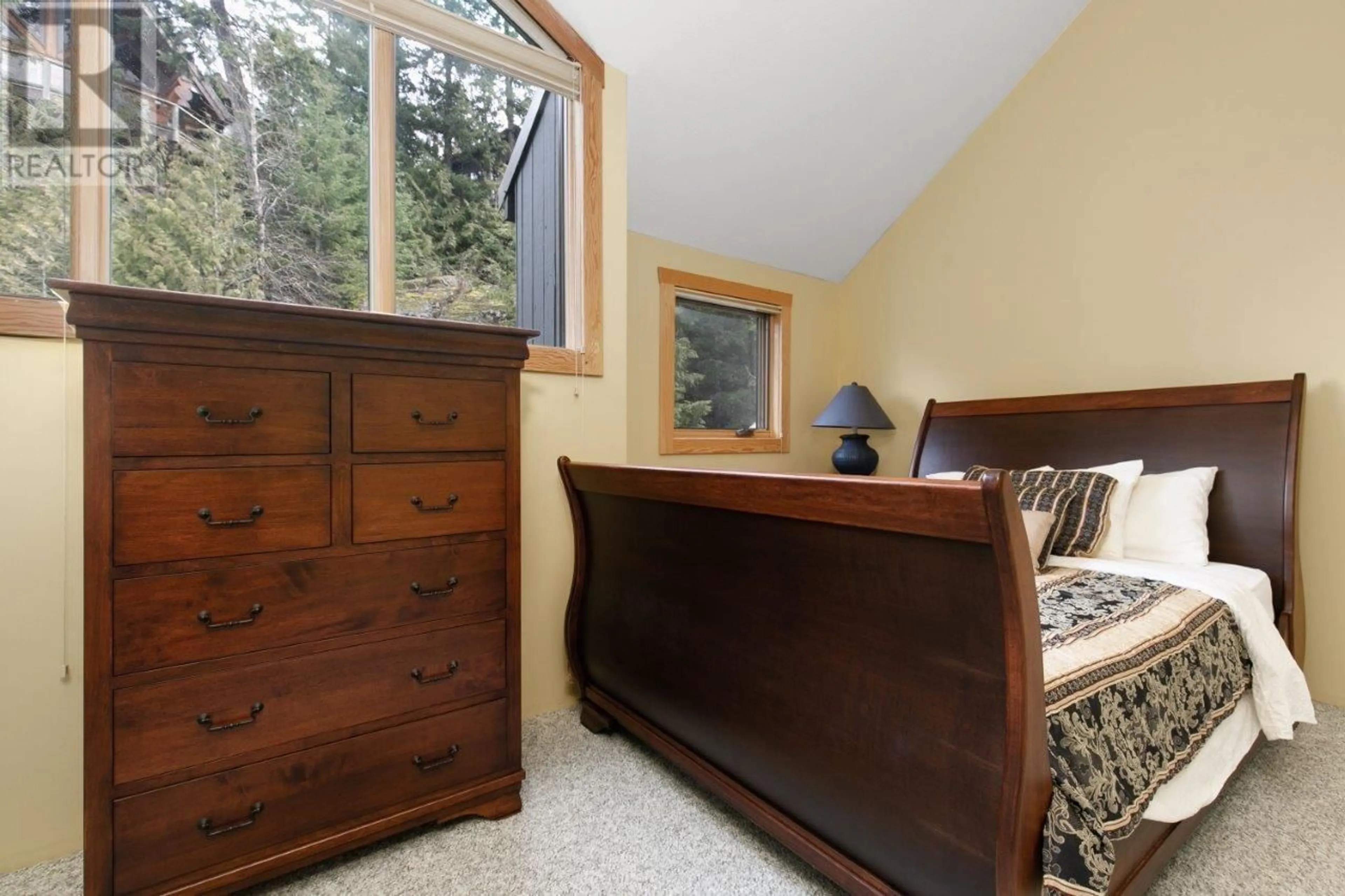 Bedroom for 13 2221 GONDOLA WAY, Whistler British Columbia V8E0M8