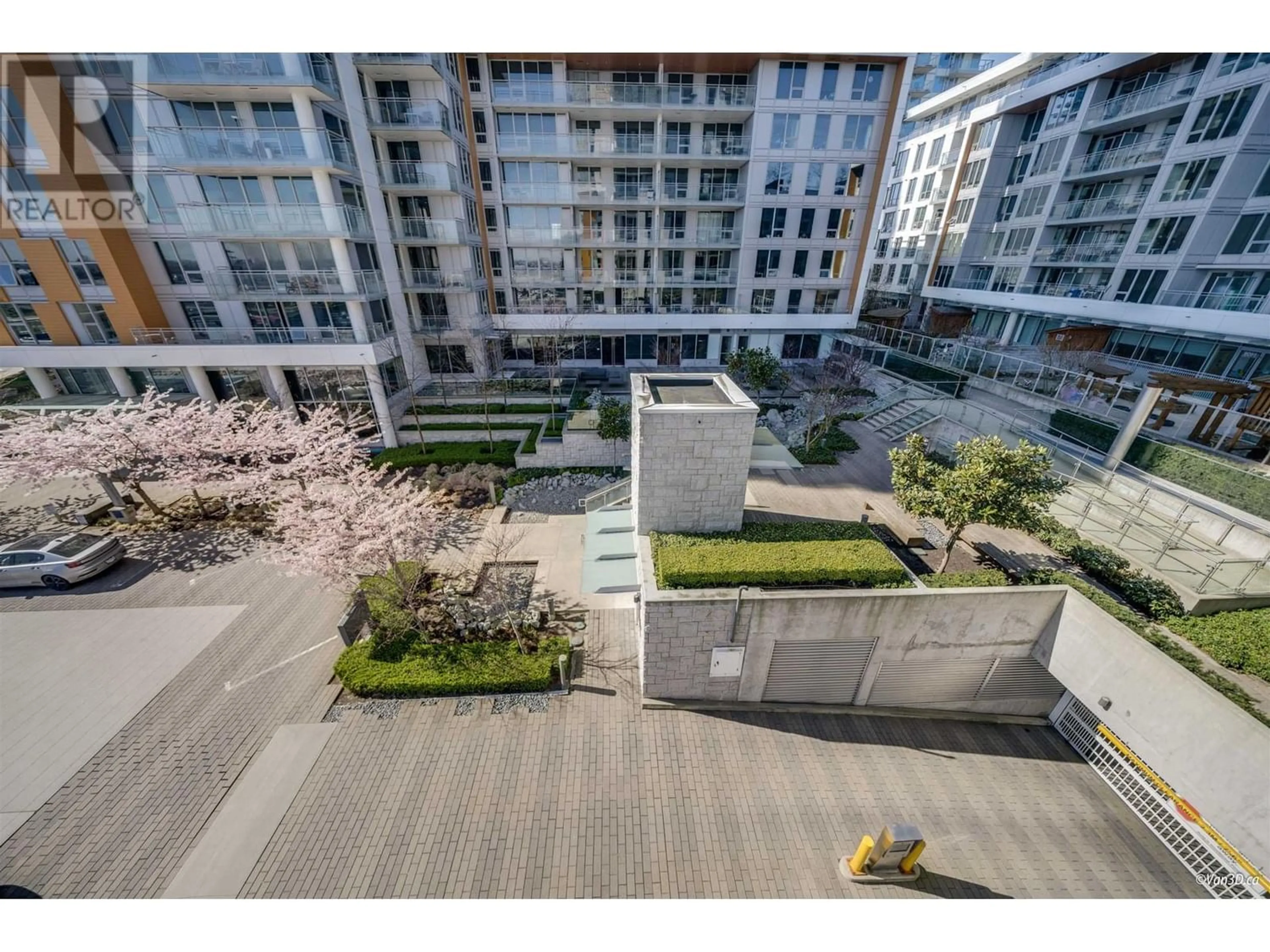 Patio for 520 433 SW MARINE DRIVE, Vancouver British Columbia V5X0H5