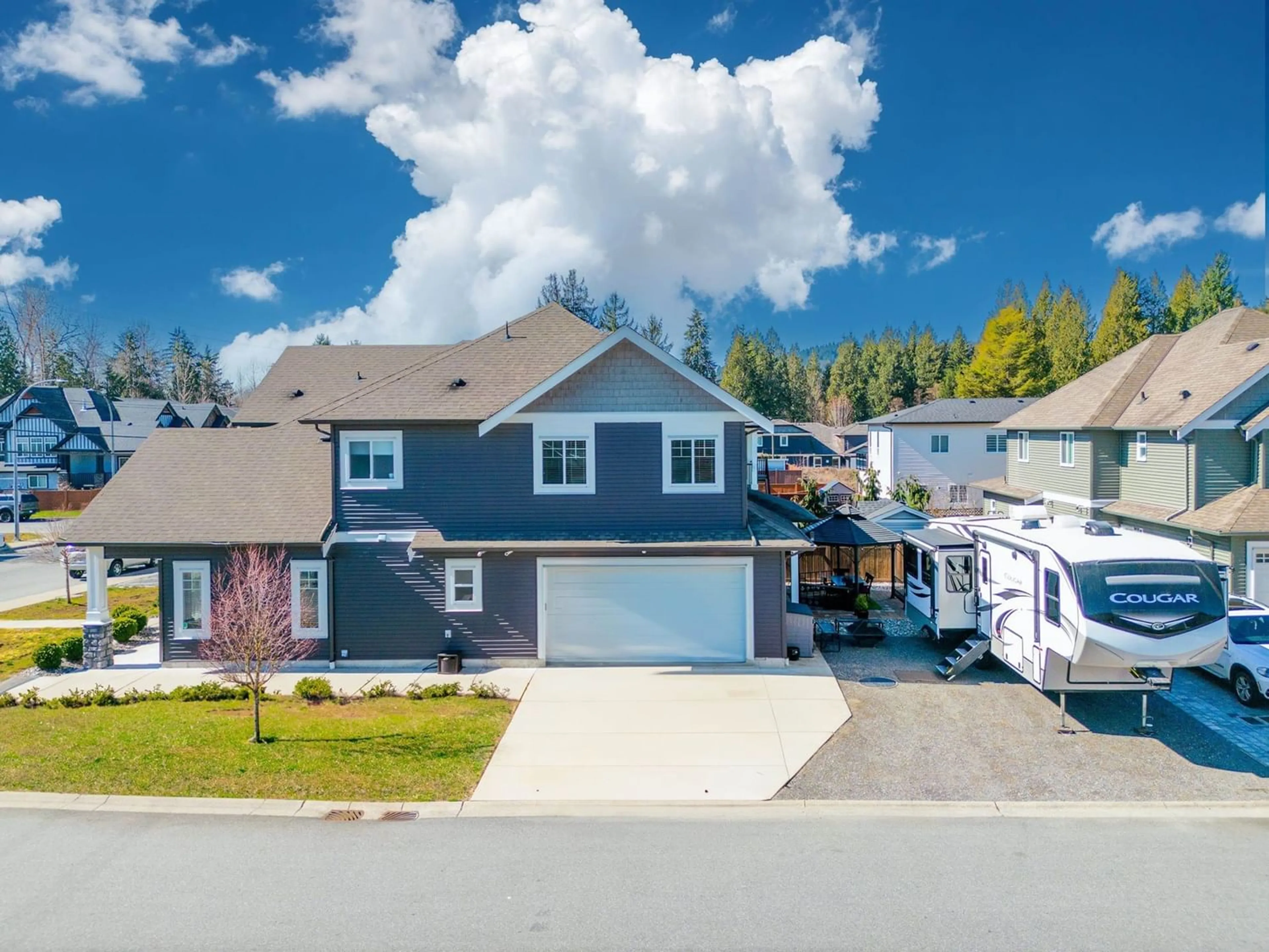 Frontside or backside of a home for 32661 TUNBRIDGE AVENUE, Mission British Columbia V4S1A4