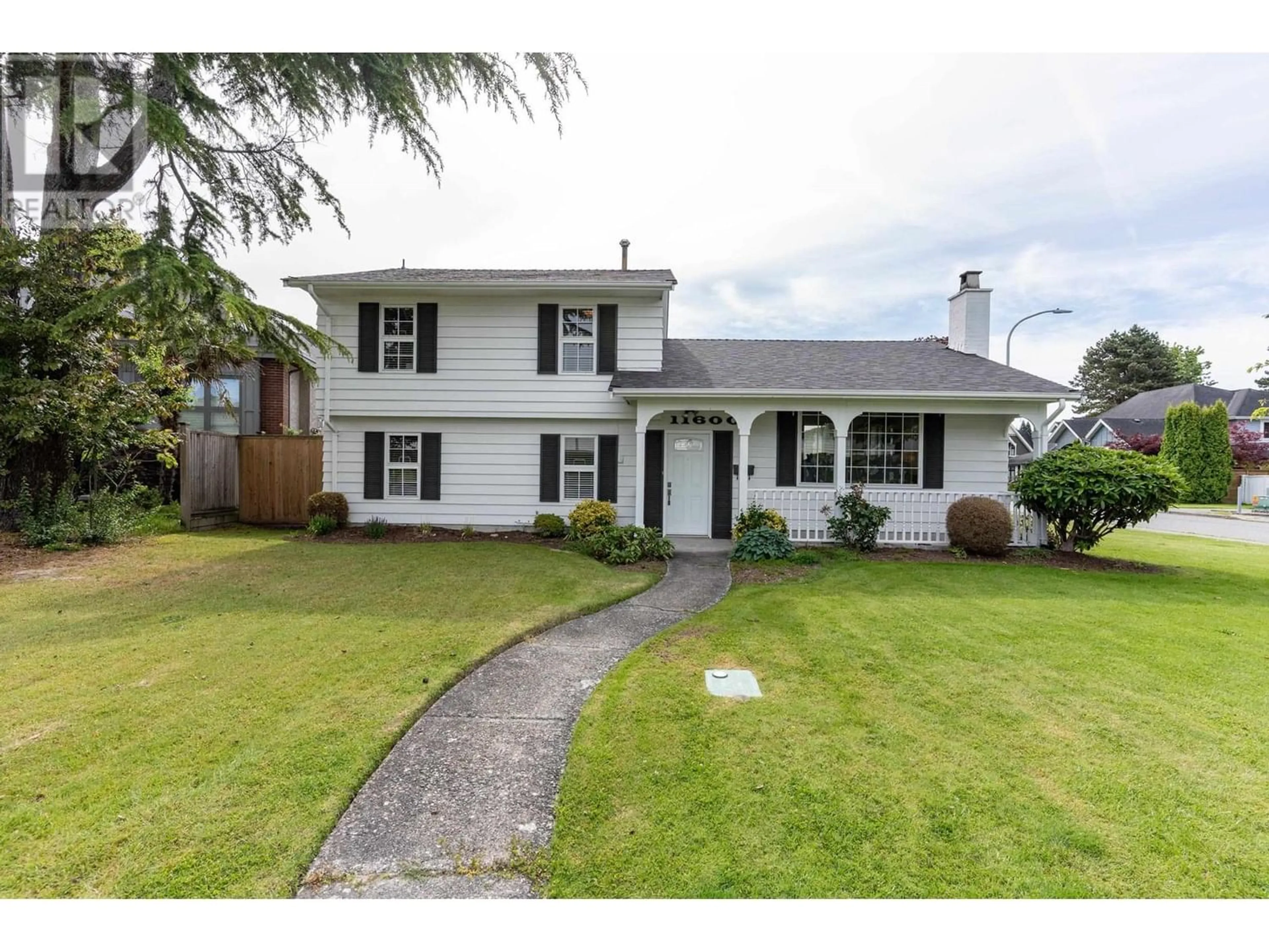 Frontside or backside of a home, cottage for 11600 KINGFISHER DRIVE, Richmond British Columbia V7E3N6