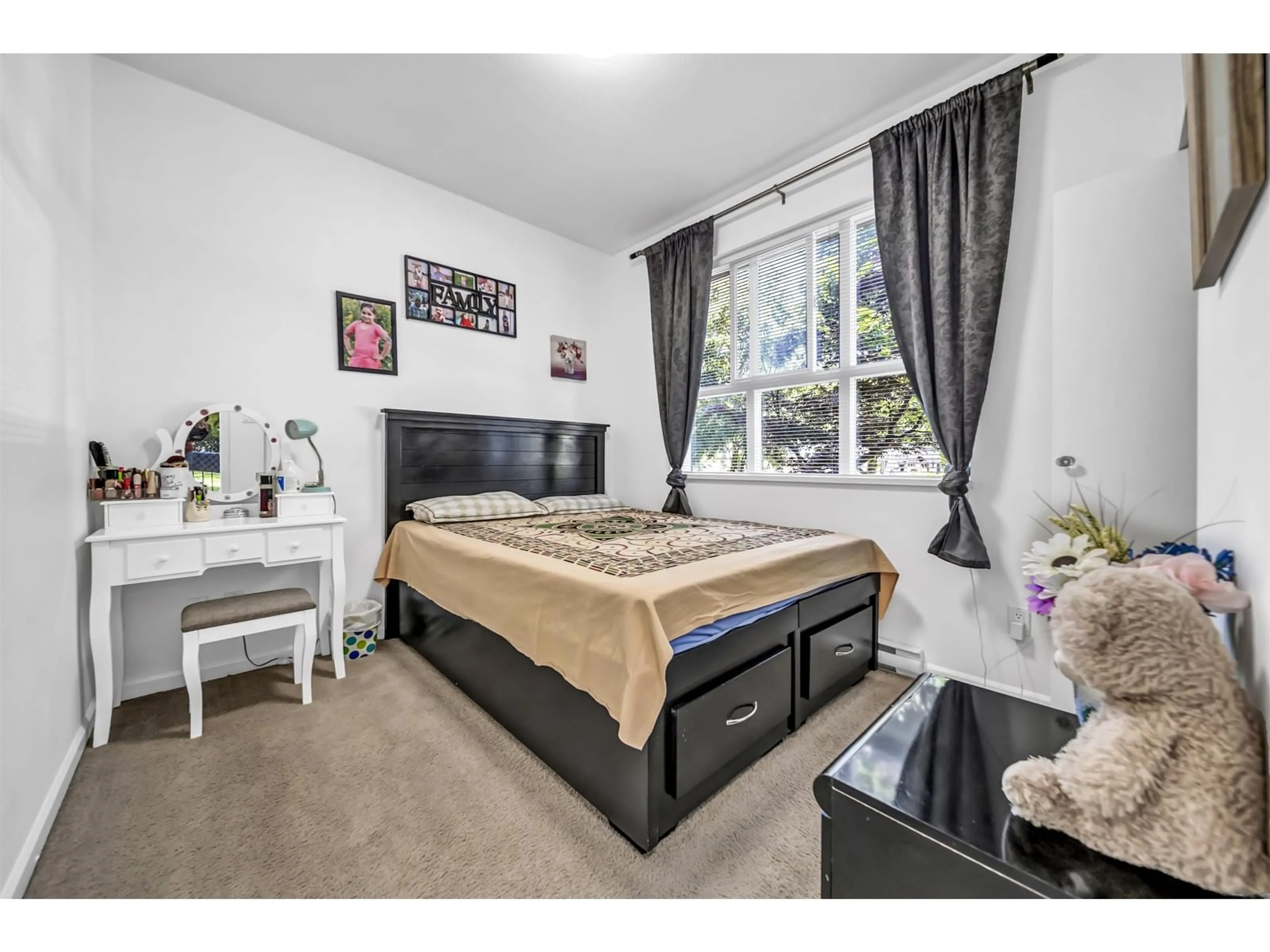 A pic of a room for 111 6815 188 STREET, Surrey British Columbia V4N0Z8