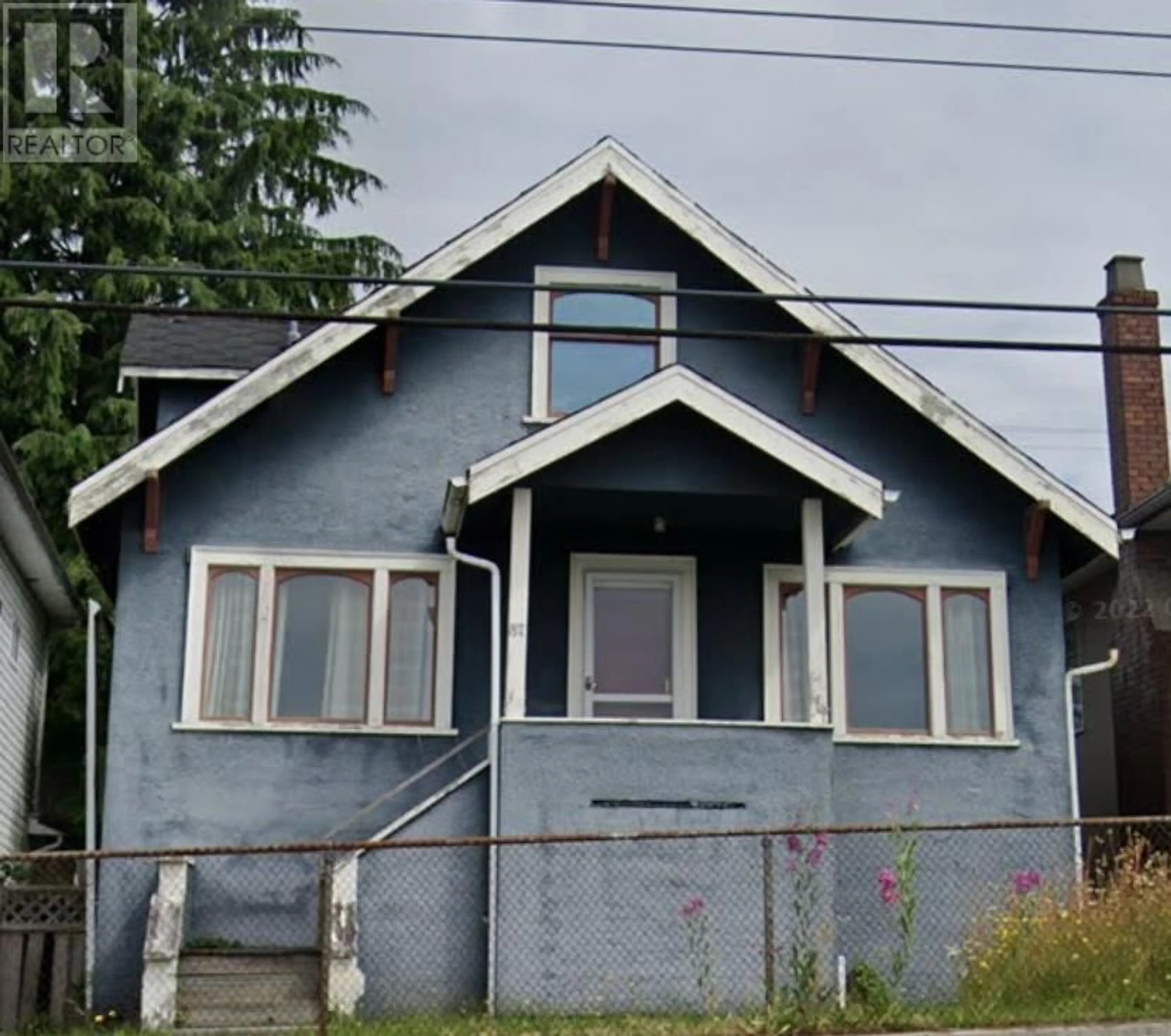 Frontside or backside of a home, the front or back of building for 87 W 41ST AVENUE, Vancouver British Columbia V5Y2R8