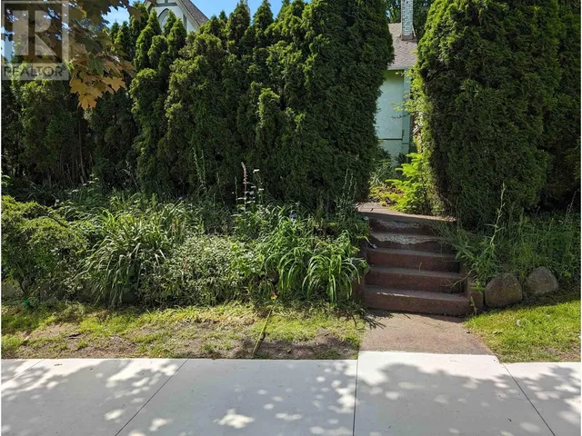 3582 KING EDWARD AVENUE, Vancouver 4