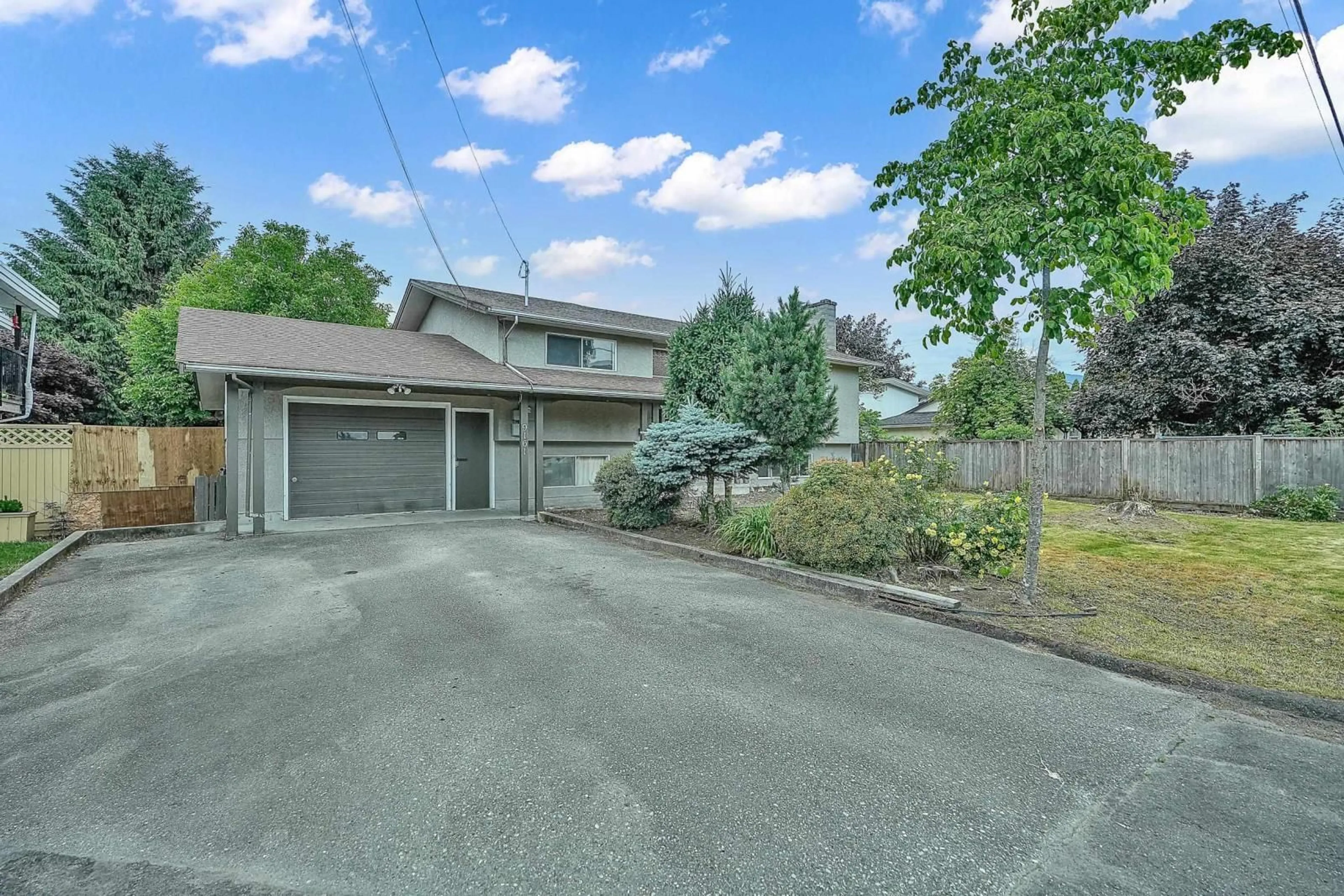 Frontside or backside of a home for 9161 HAZEL STREET, Chilliwack British Columbia V2P5N5