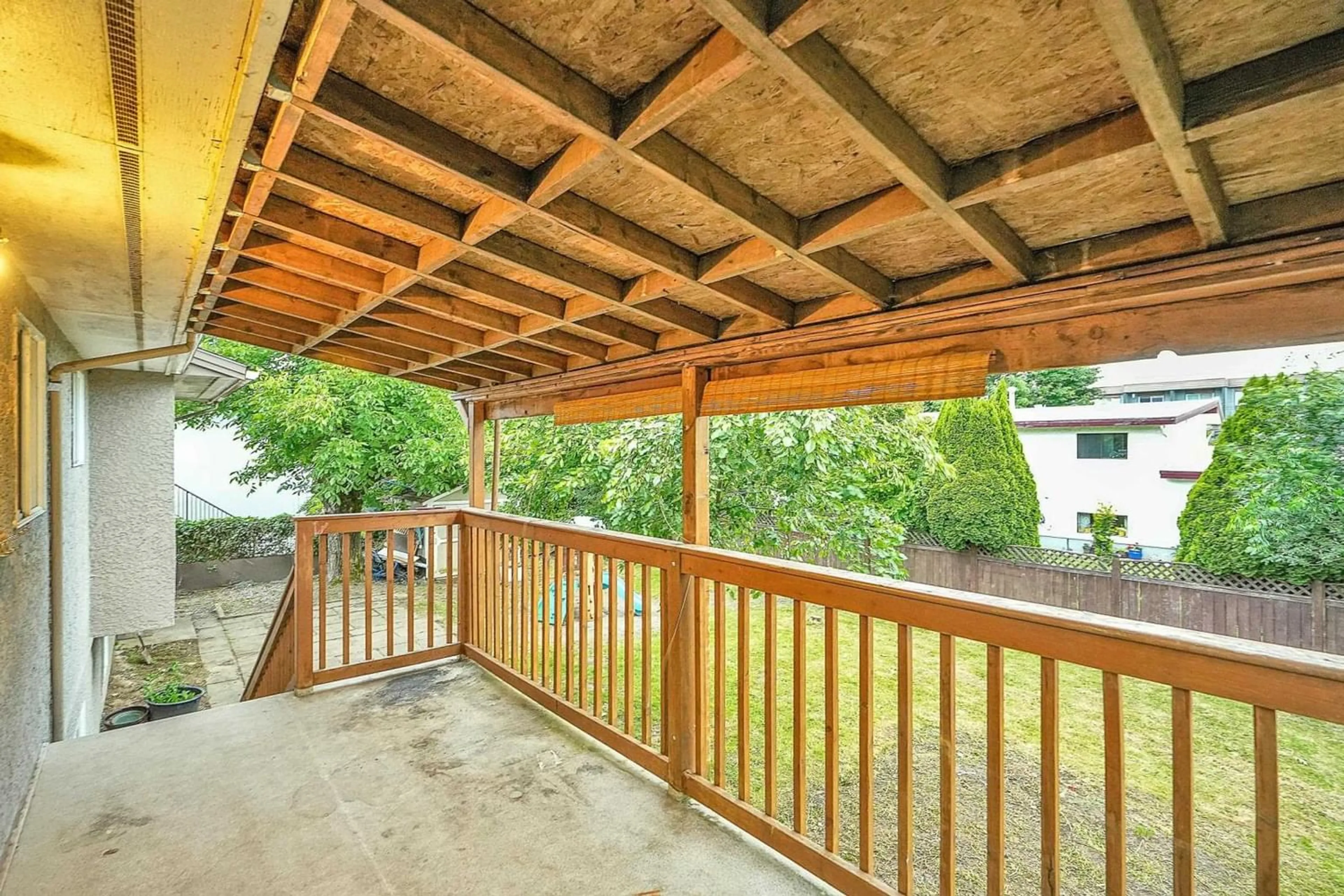 Patio for 9161 HAZEL STREET, Chilliwack British Columbia V2P5N5