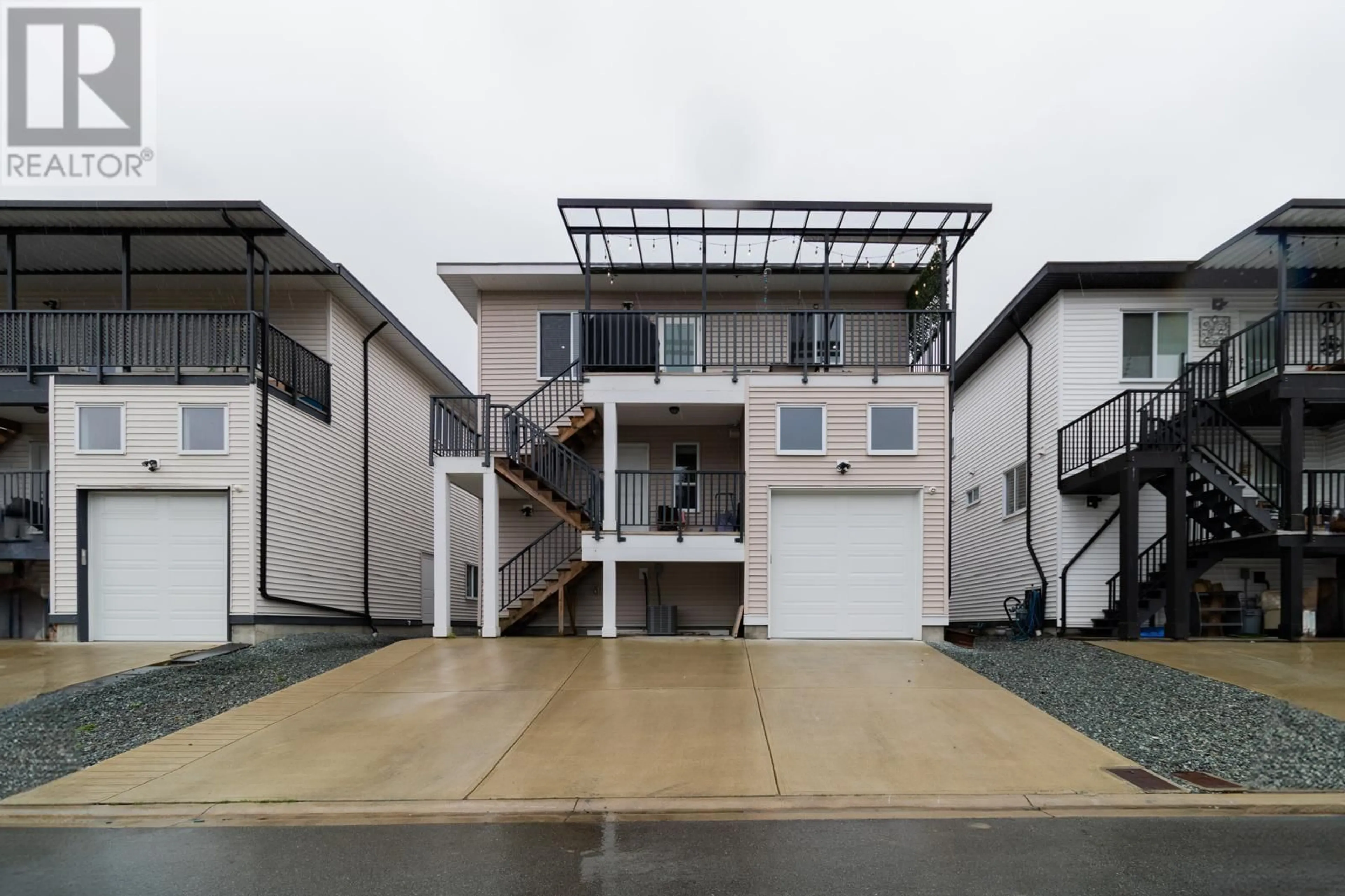 Outside view for 1411 SALTER STREET, New Westminster British Columbia V3M5A8