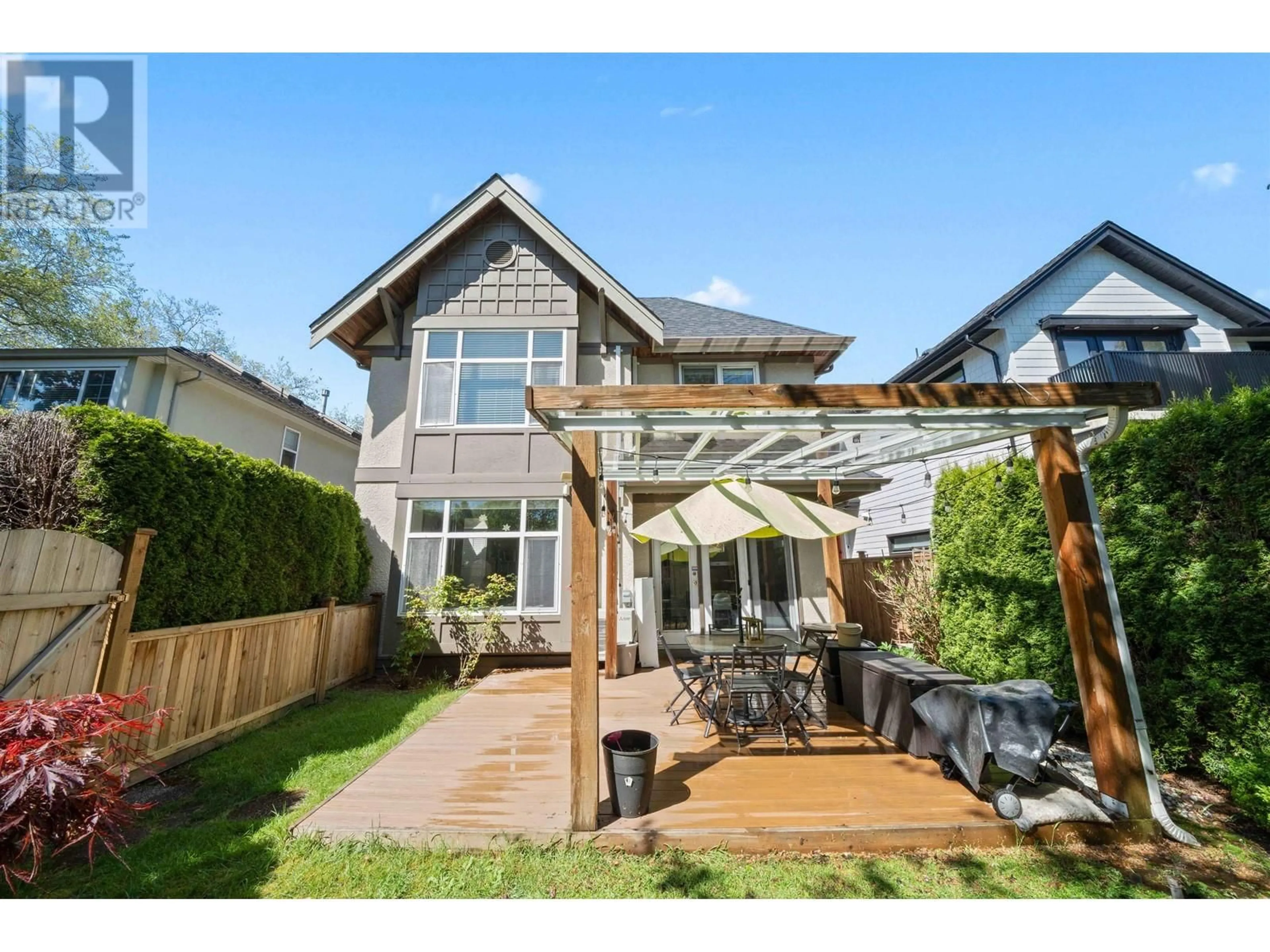 Frontside or backside of a home for 2871 W 16TH AVENUE, Vancouver British Columbia V6K3C5