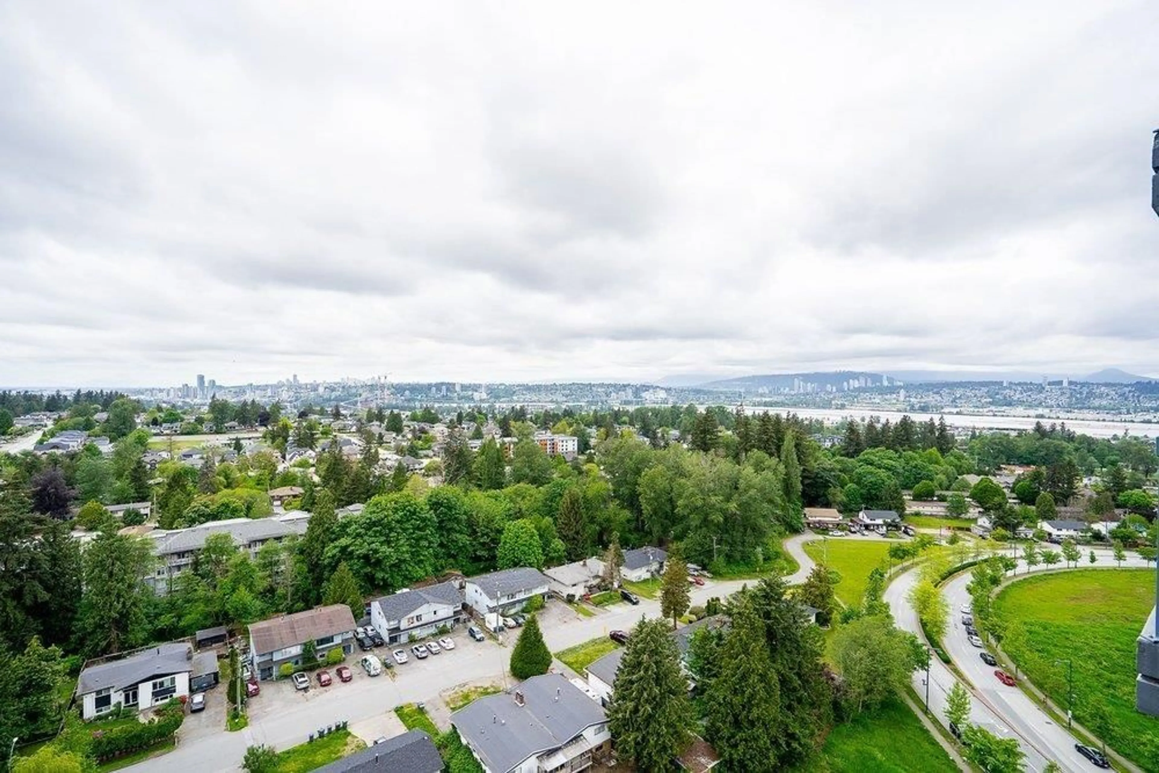 Lakeview for 1903 10899 UNIVERSITY DRIVE, Surrey British Columbia V3T5V2