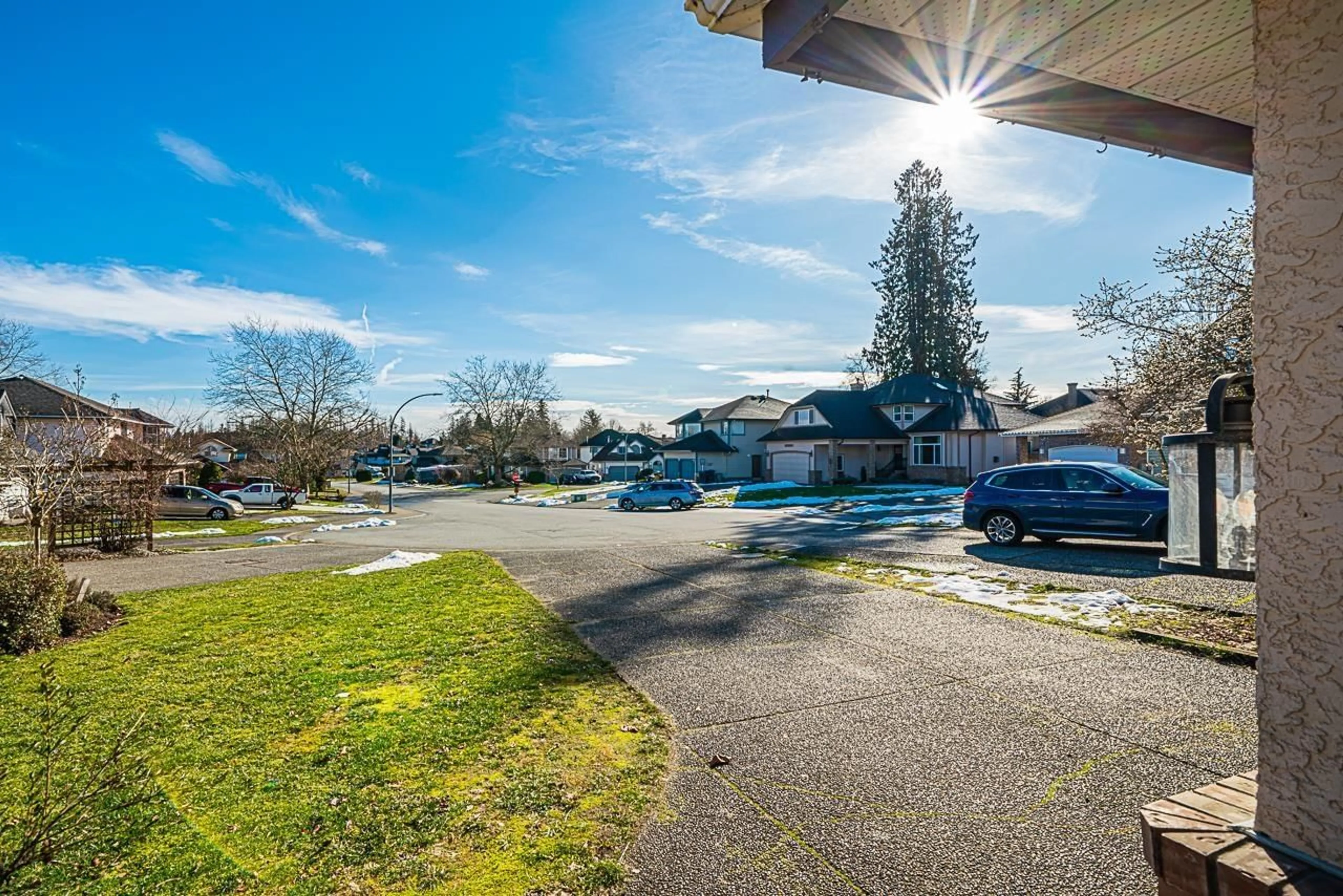 Outside view for 21375 85 COURT, Langley British Columbia V1M2G3